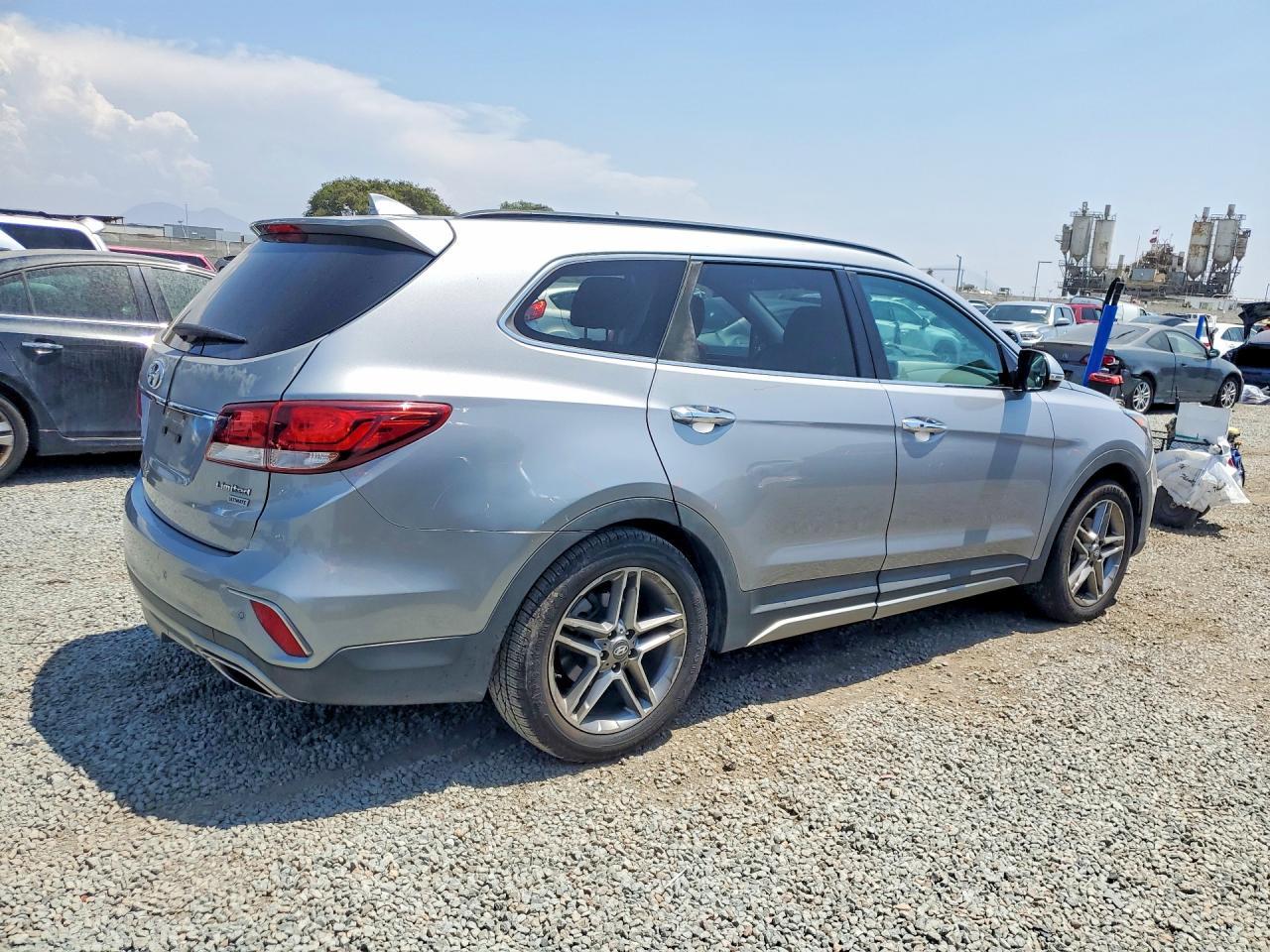 2017 Hyundai Santa Fe, Limite...