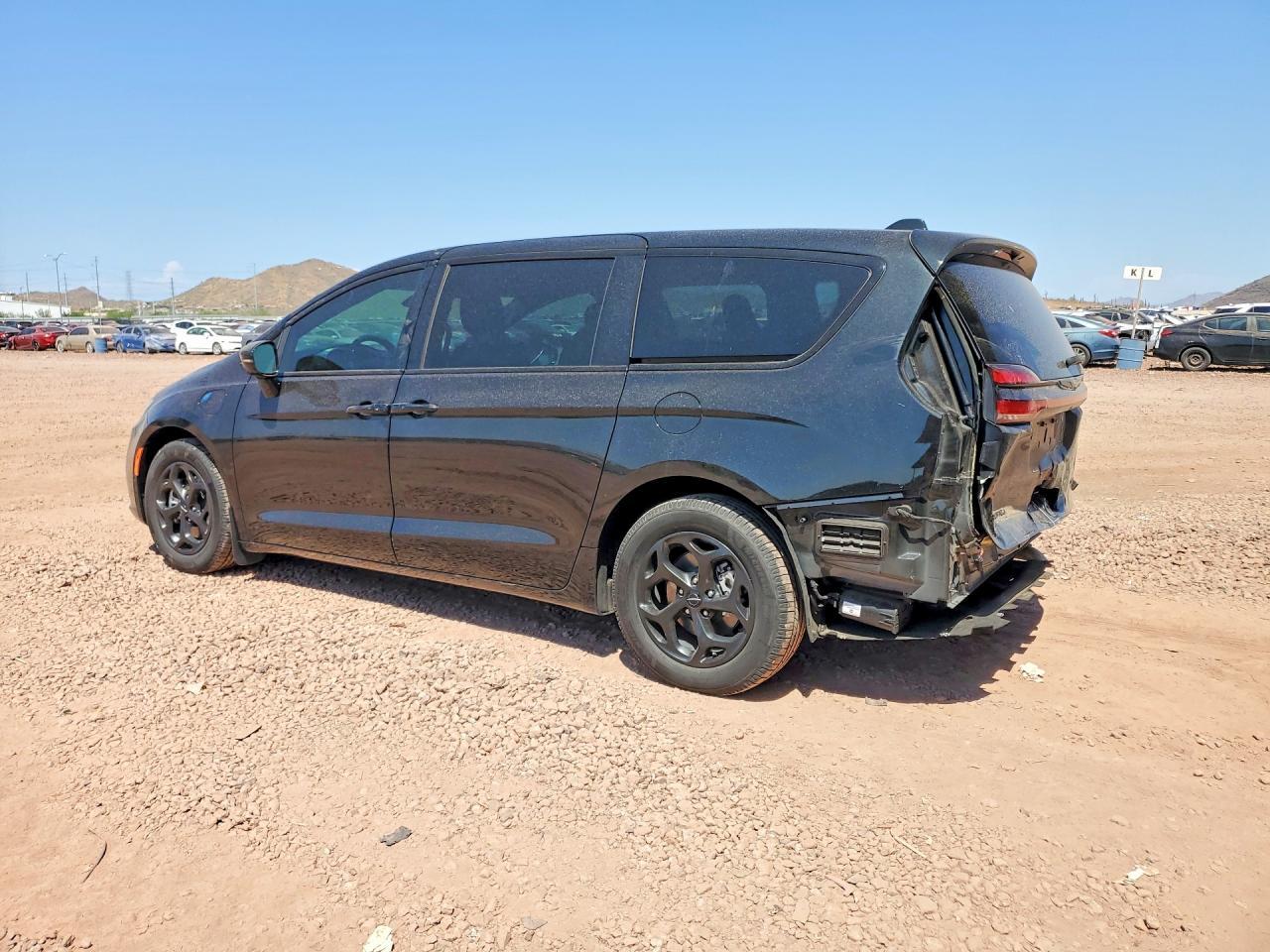 2022 Chrysler Pacifica, Hybri...