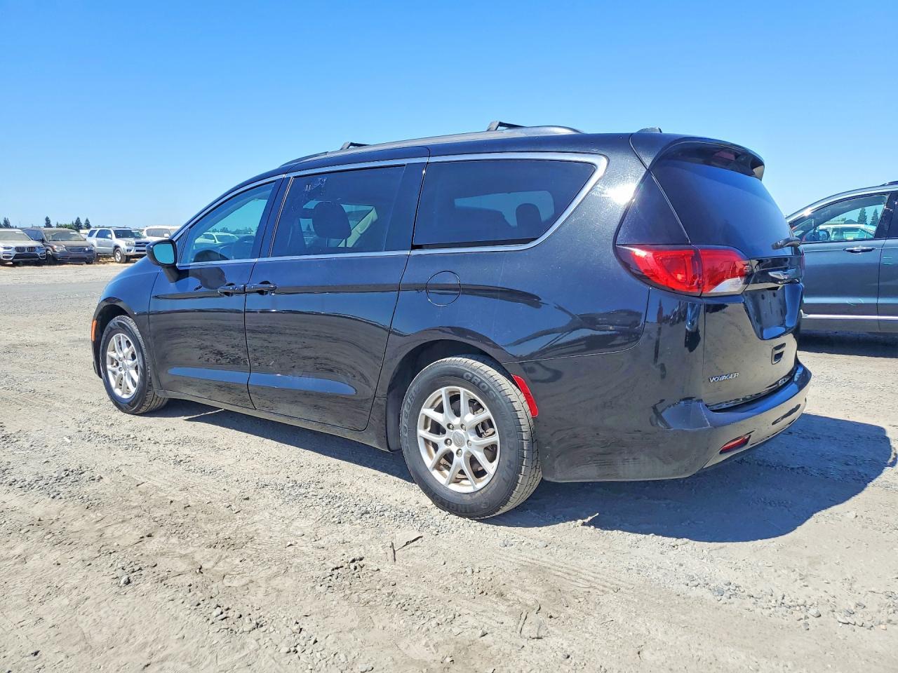 2020 Chrysler Voyager, Lxi