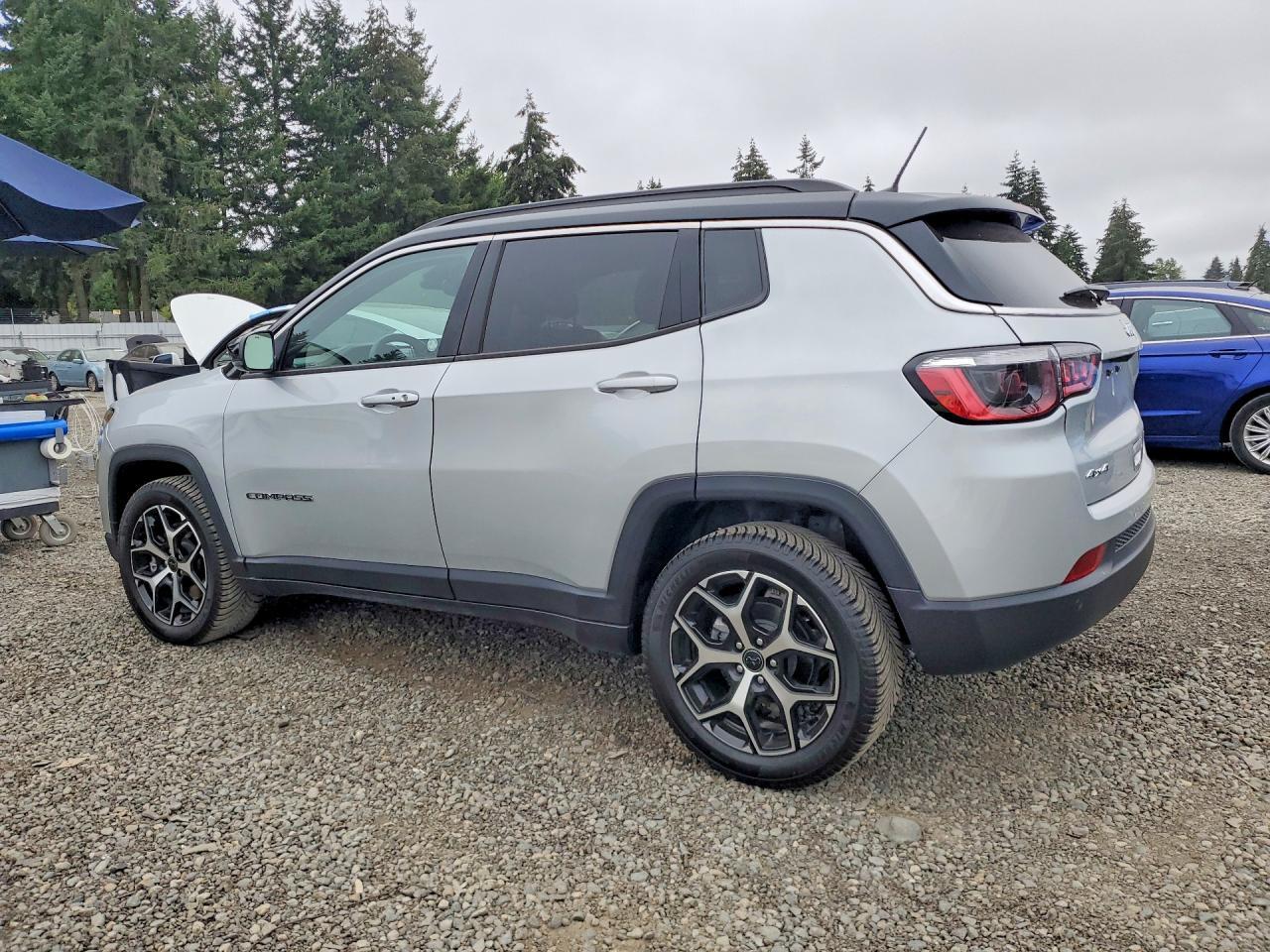 2025 Jeep Compass, Limited