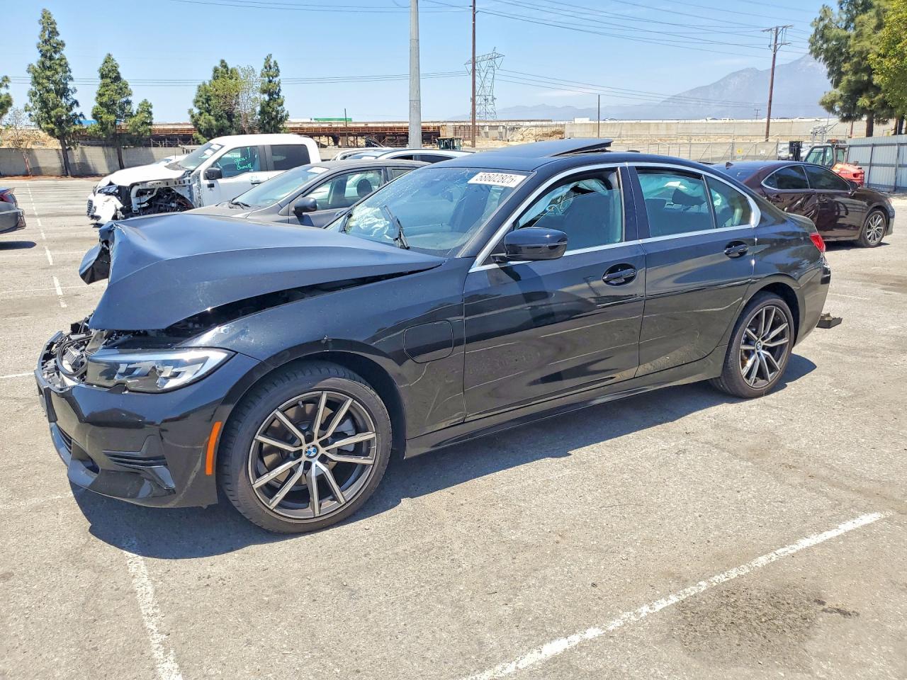 2021 BMW 3 Series, 330E