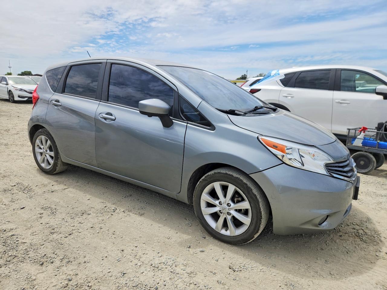 2015 Nissan Versa, SL