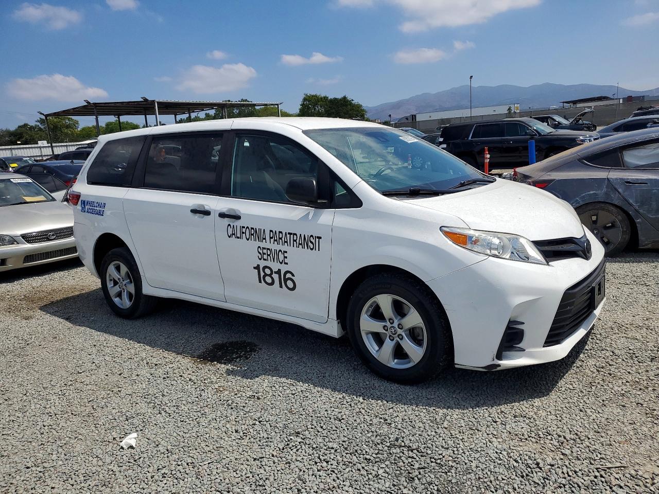 2020 Toyota Sienna, L