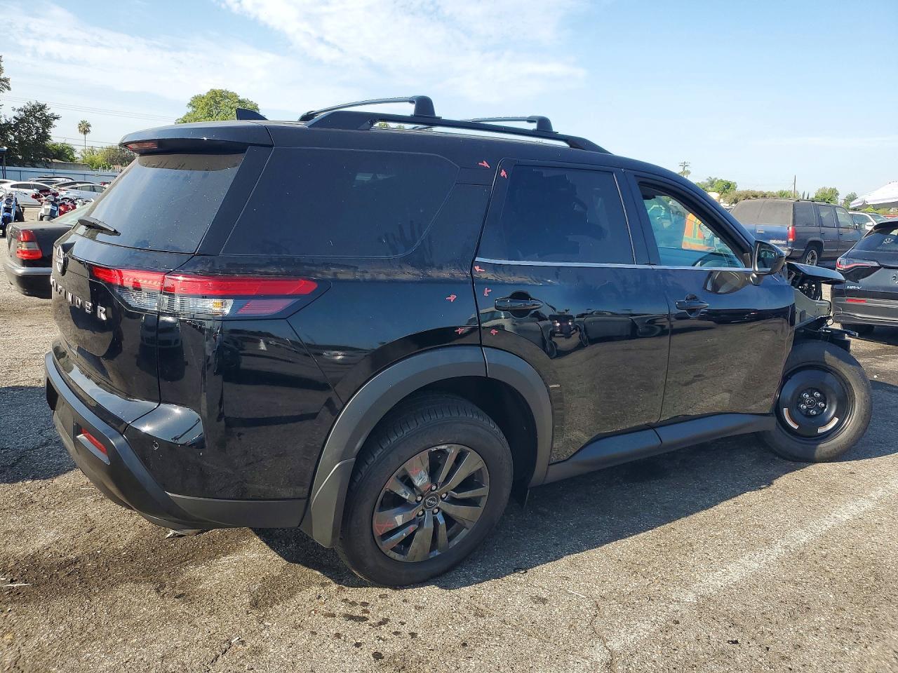2026 Nissan Pathfinder, SV