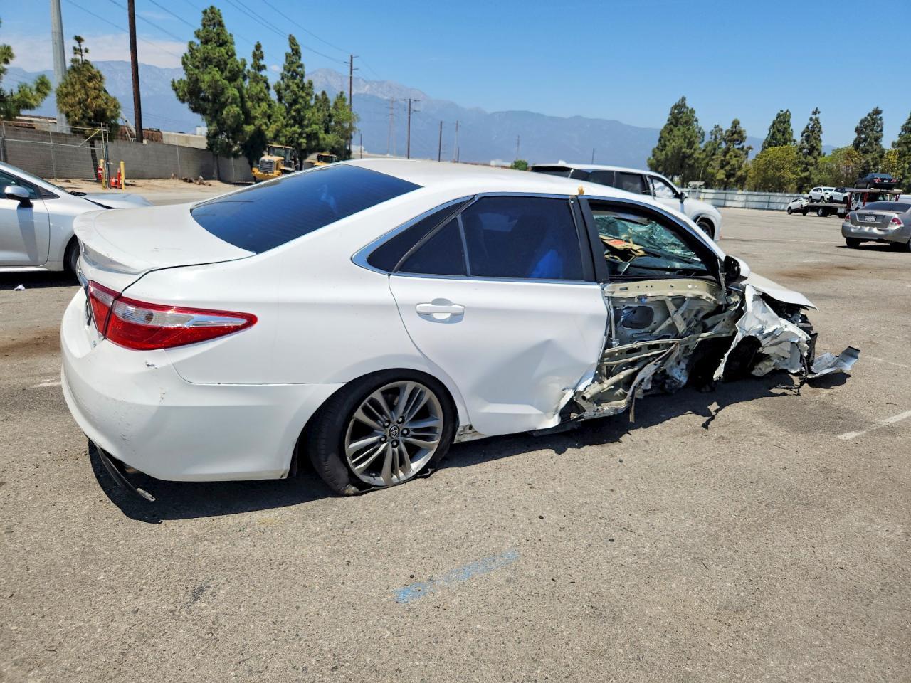 2015 Toyota Camry, SE