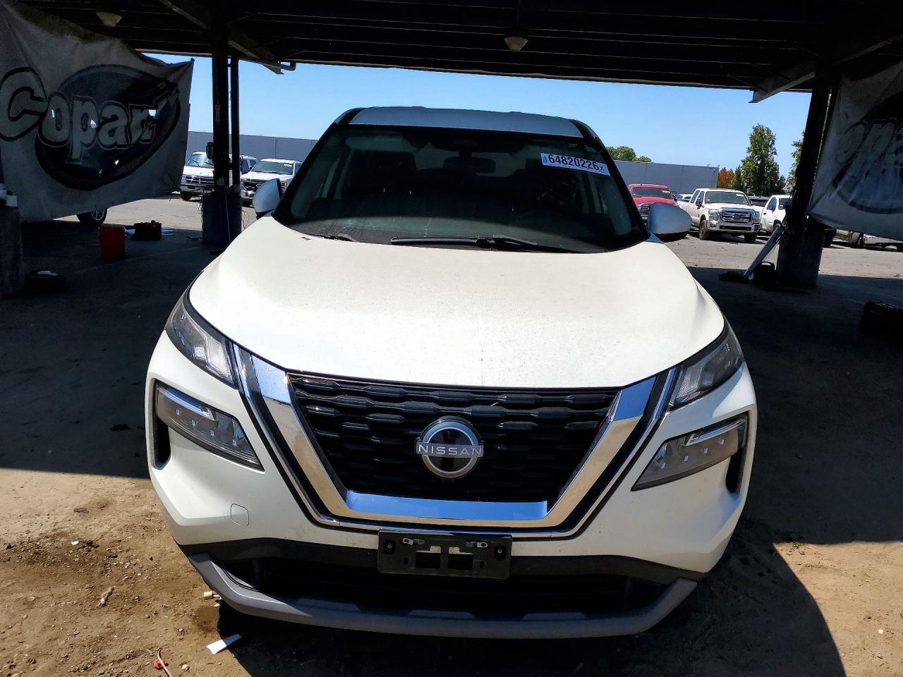 2023 Nissan Rogue, SV