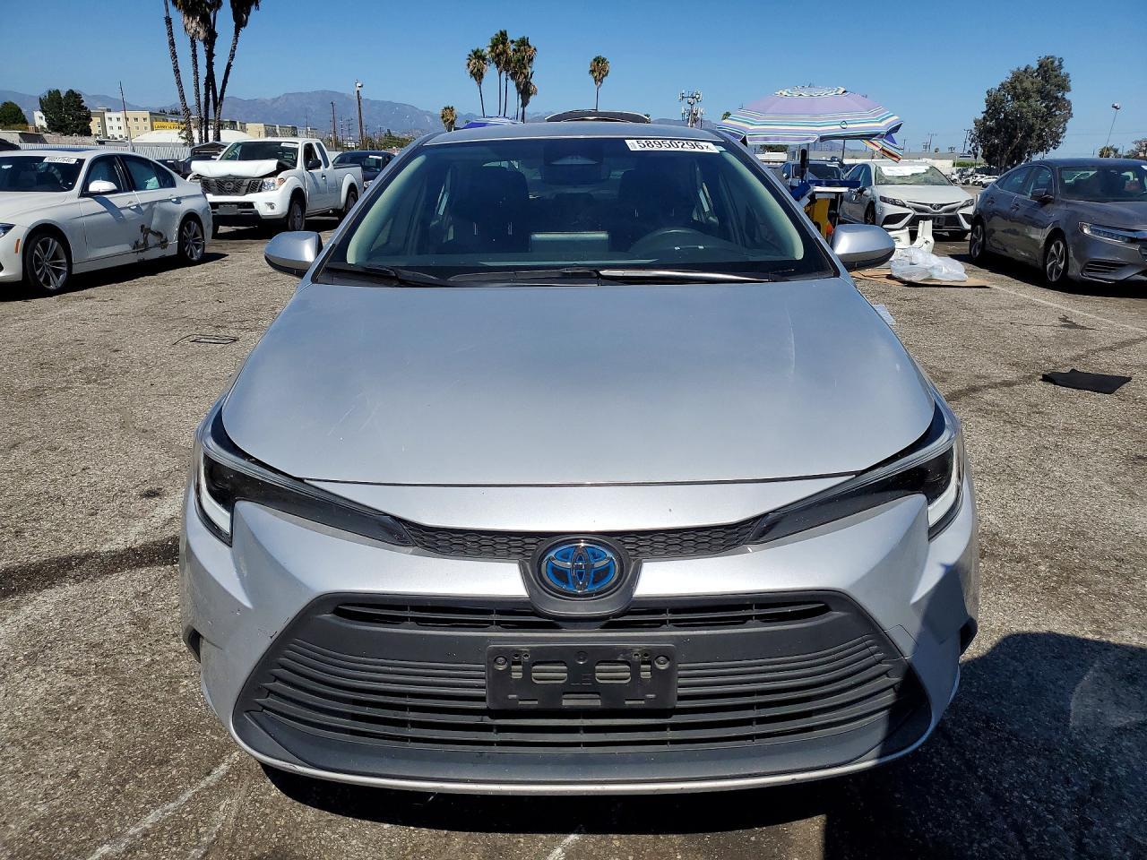 2023 Toyota Corolla, LE