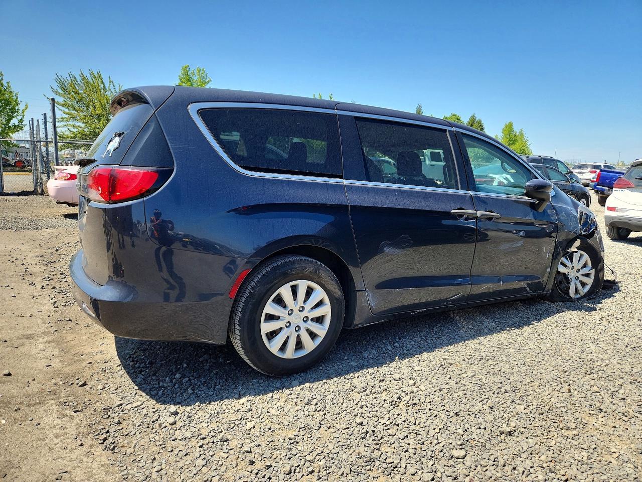 2019 Chrysler Pacifica, L