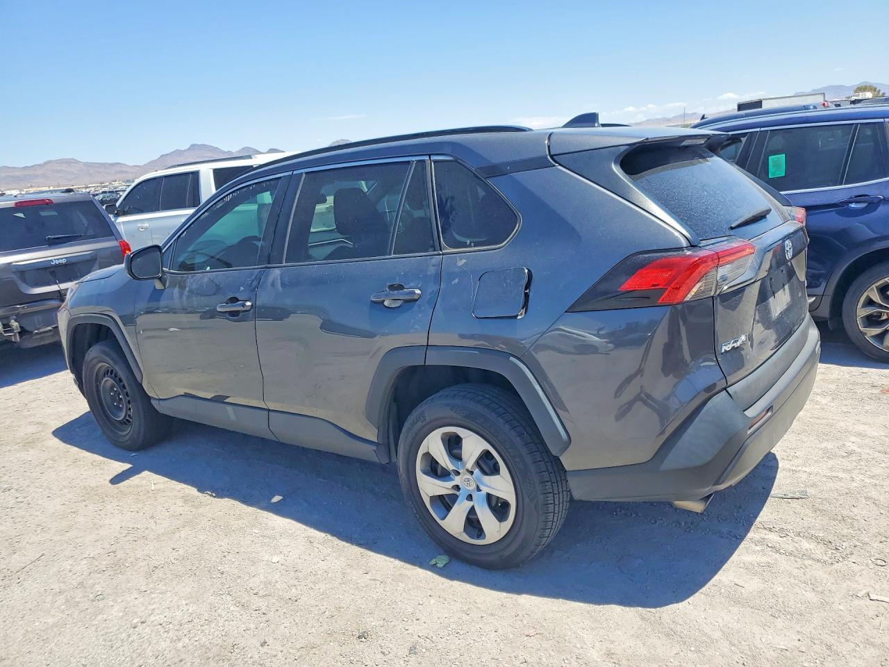 2021 Toyota RAV4, LE