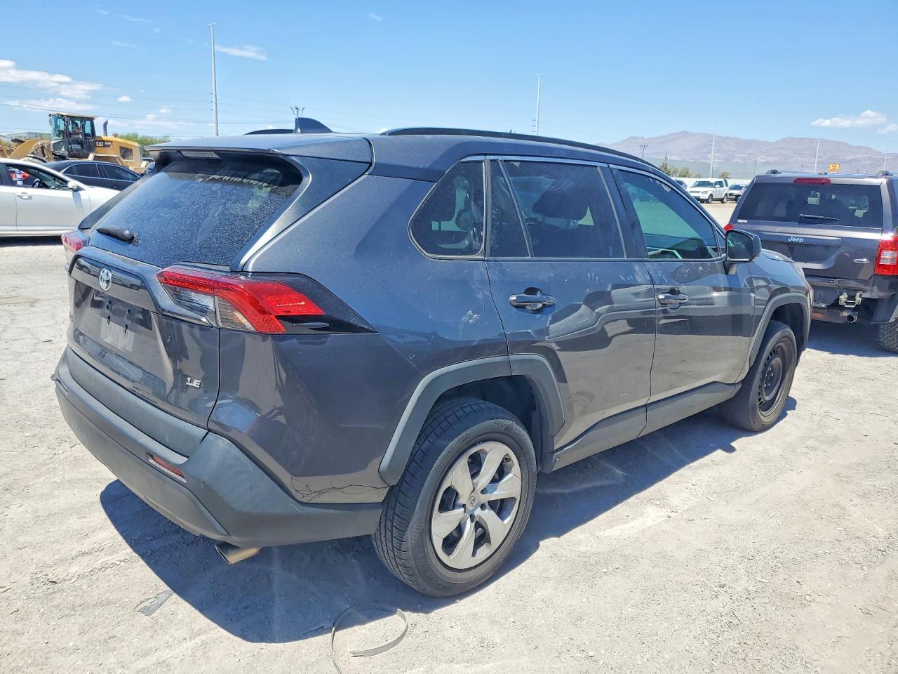 2021 Toyota RAV4, LE