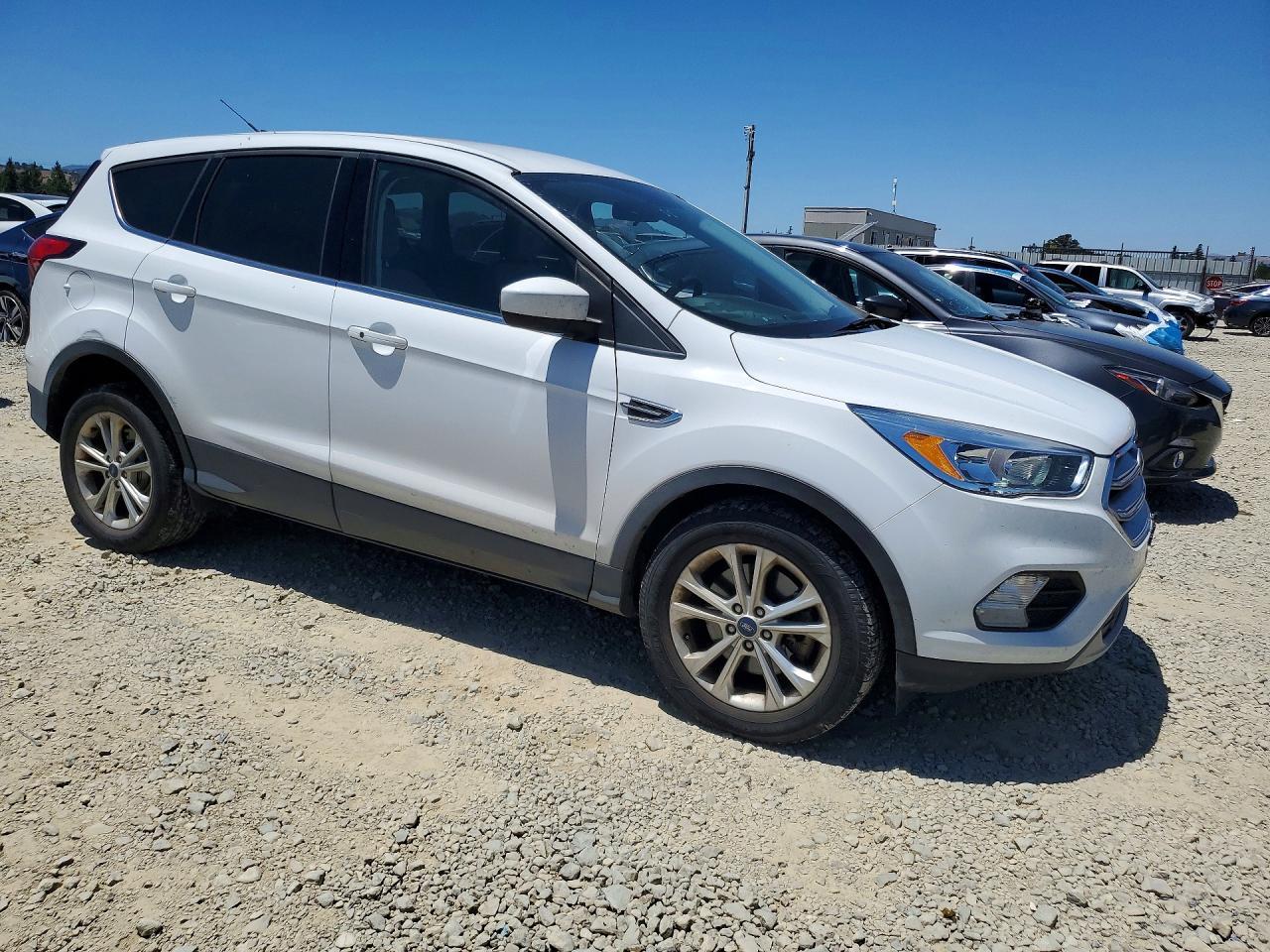 2019 Ford Escape, SE