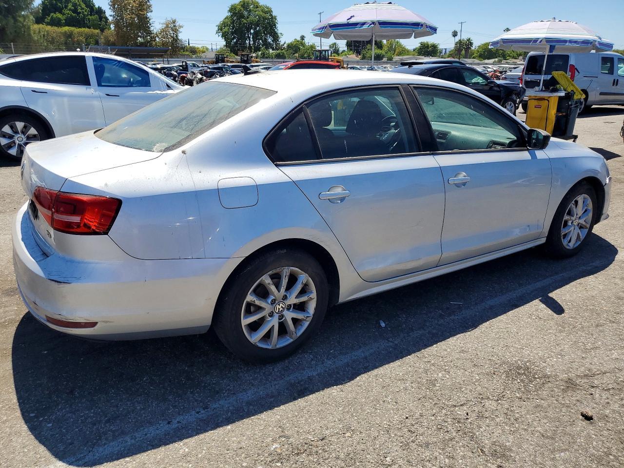 2015 Volkswagen Jetta, SE