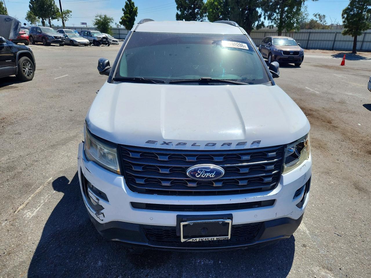 2017 Ford Explorer, Xlt