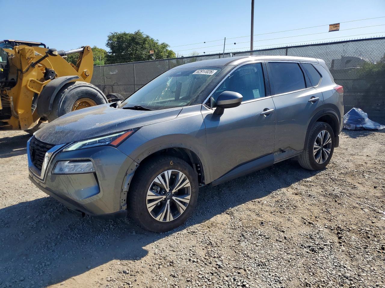 2023 Nissan Rogue, SV