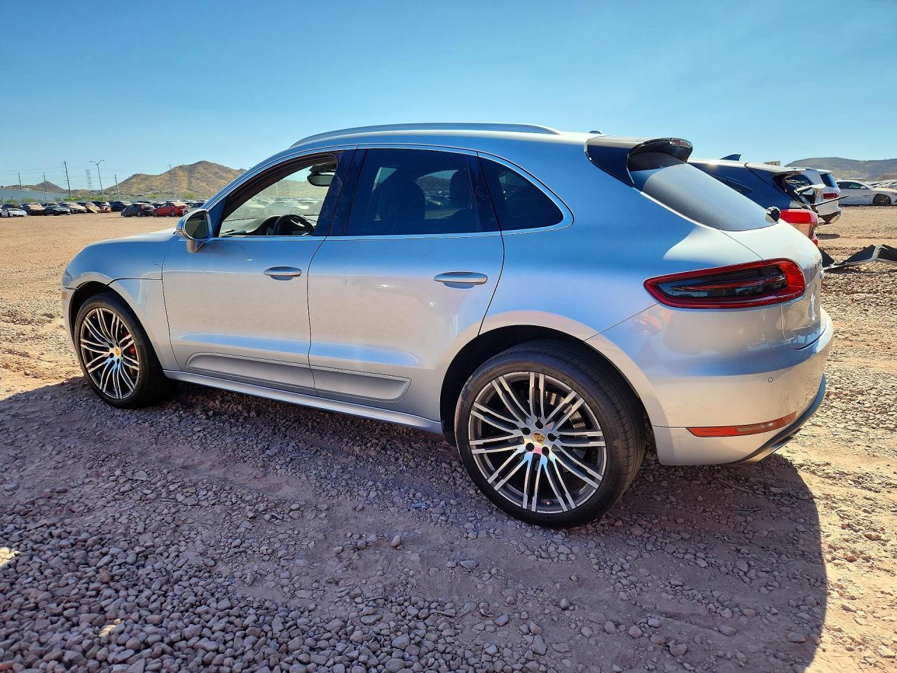 2015 Porsche Macan, Turbo