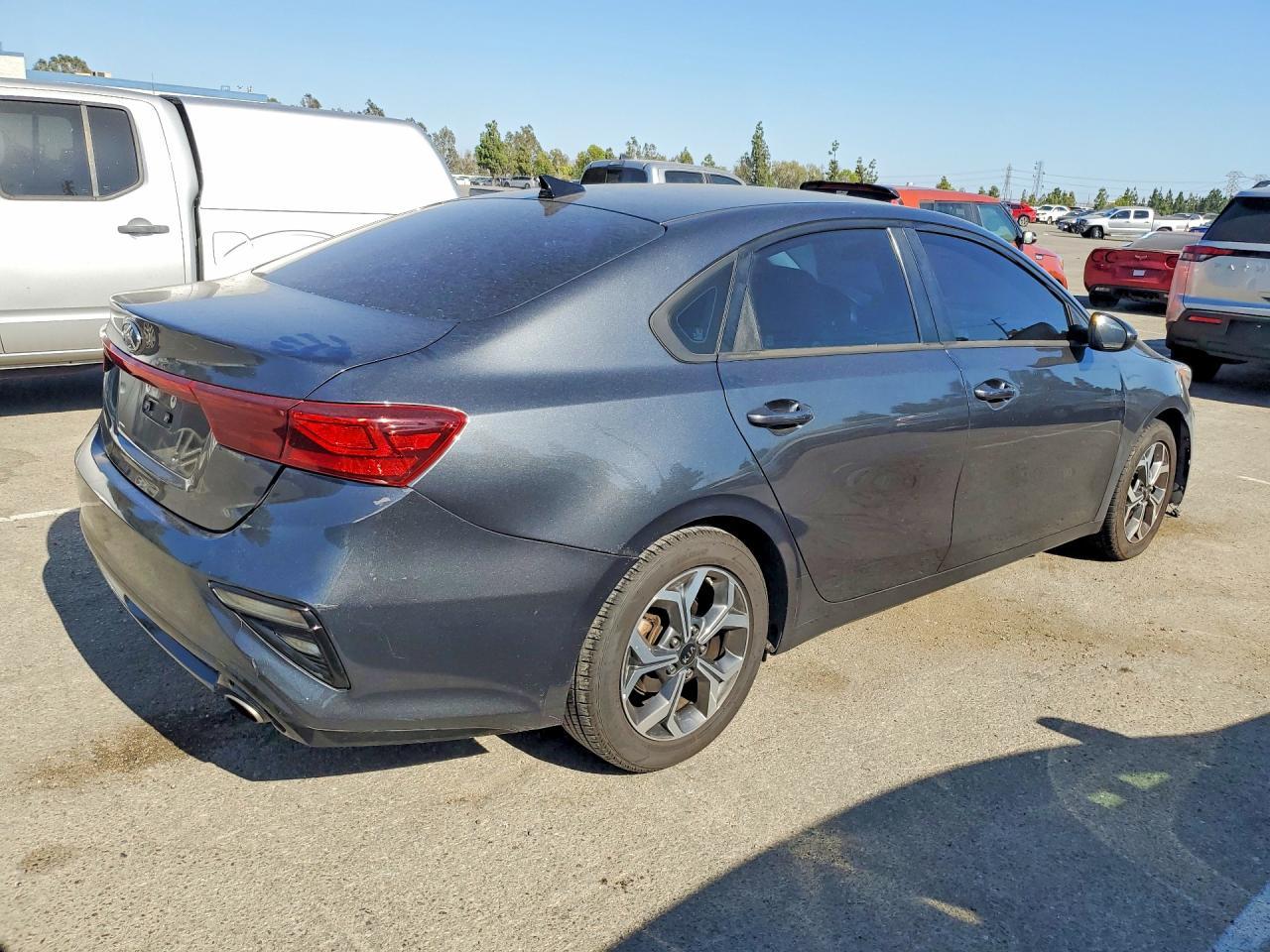 2021 KIA Forte, Lxs