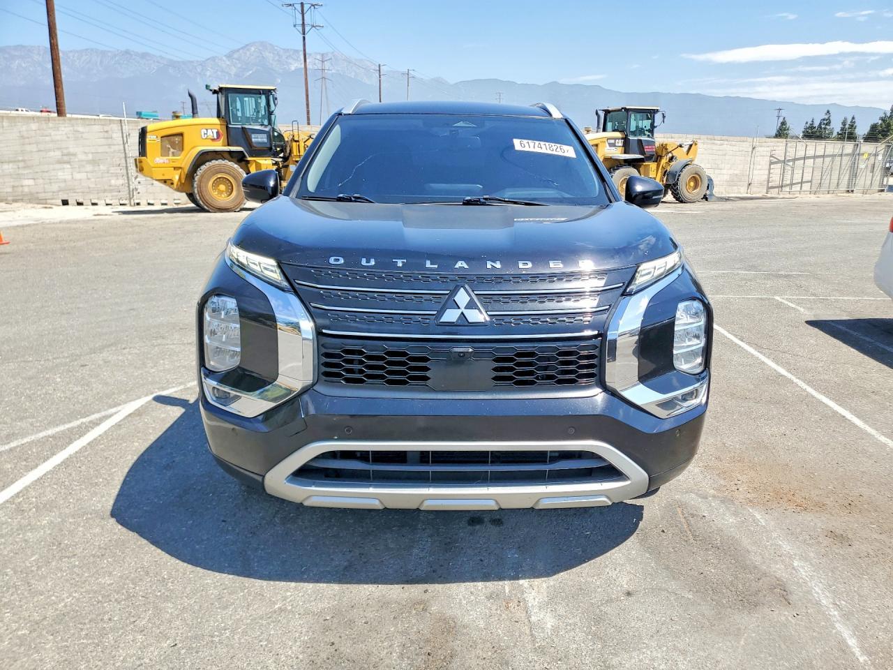 2022 Mitsubishi Outlander, Sel