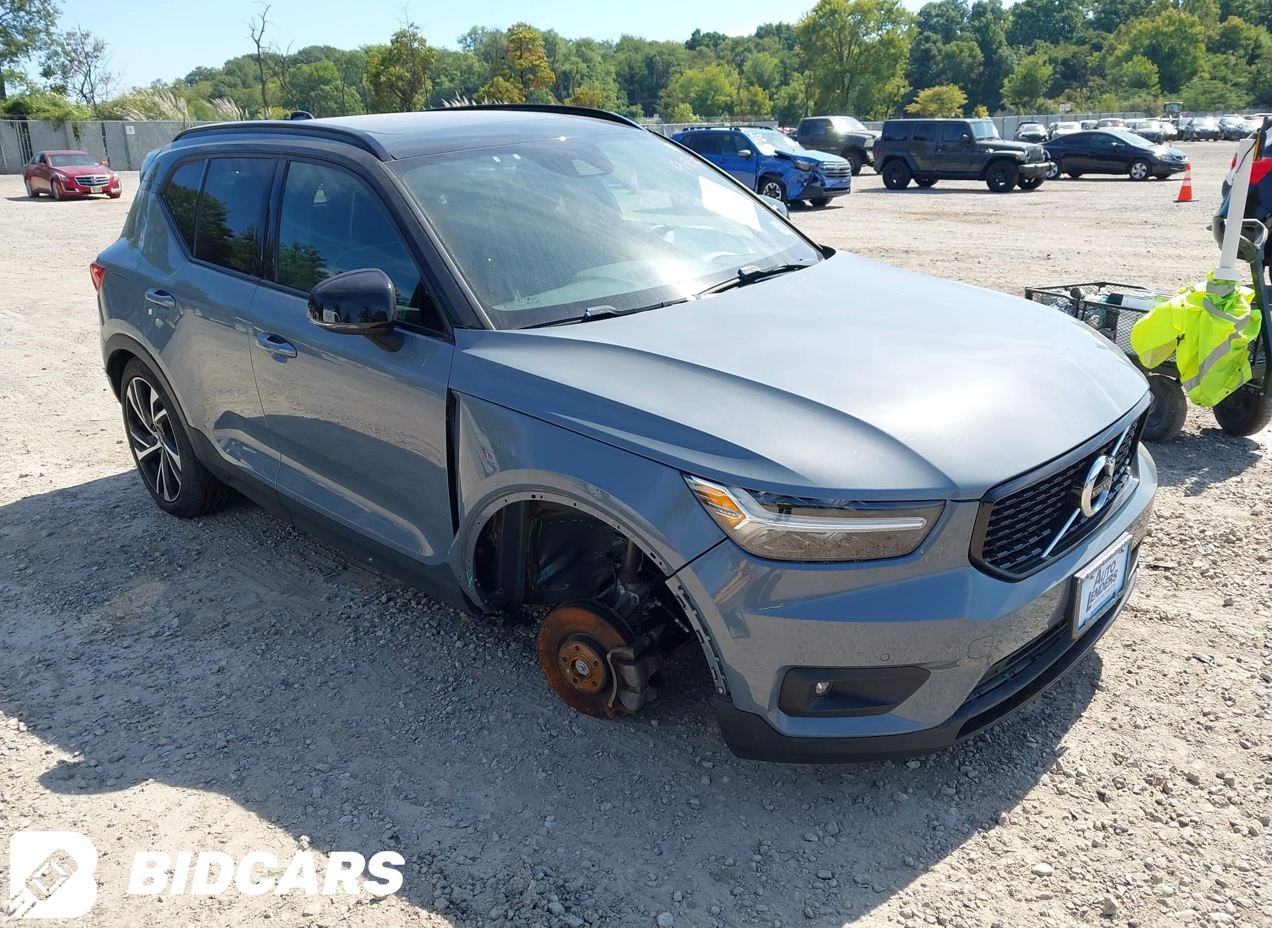 2021 Volvo XC40, T5 R-Design
