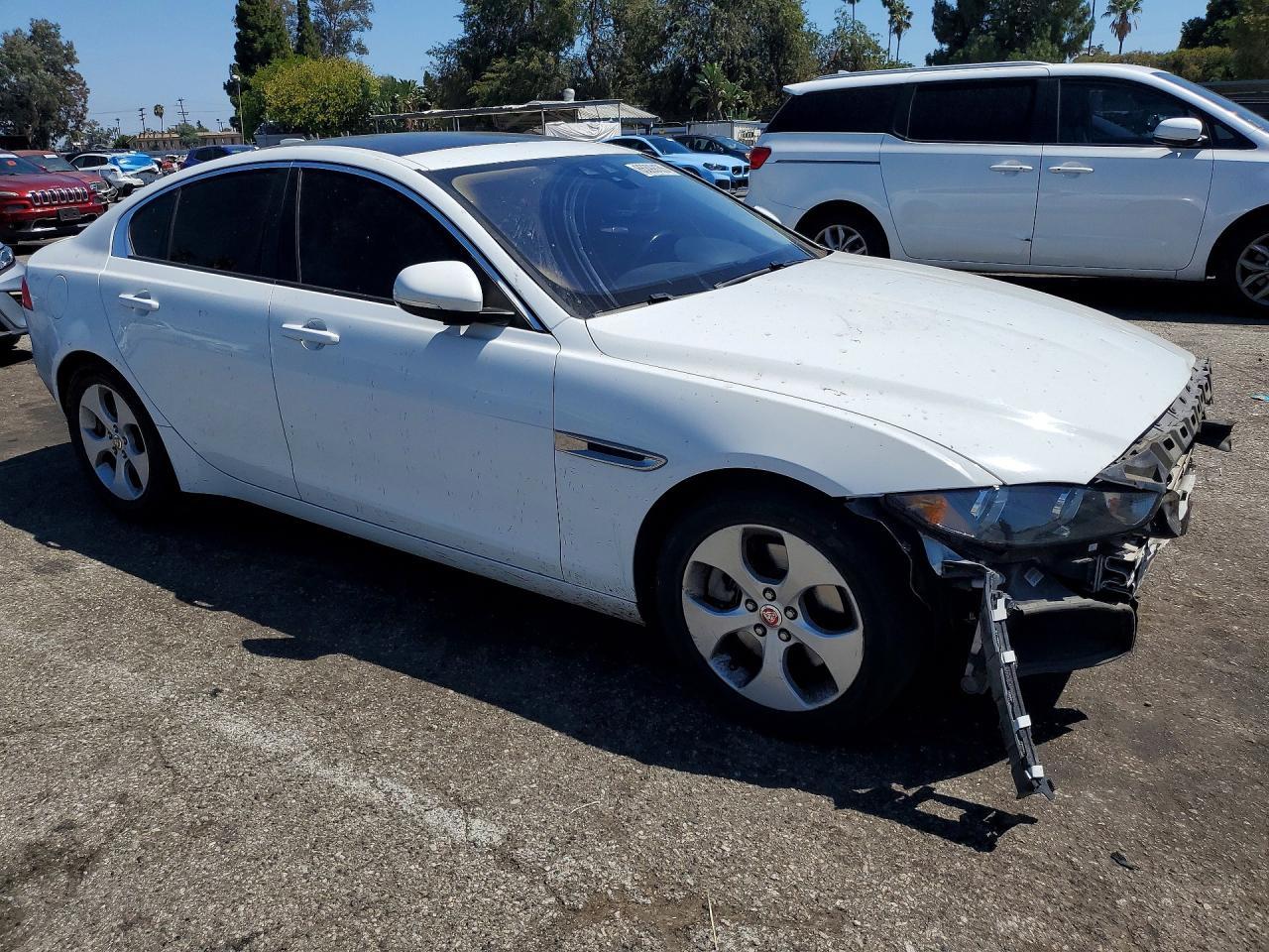 2018 Jaguar XE