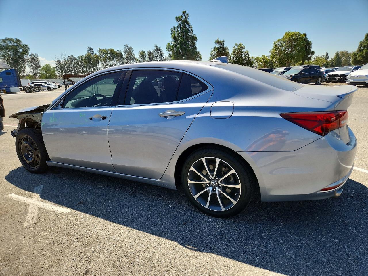 2015 Acura TLX, Tech