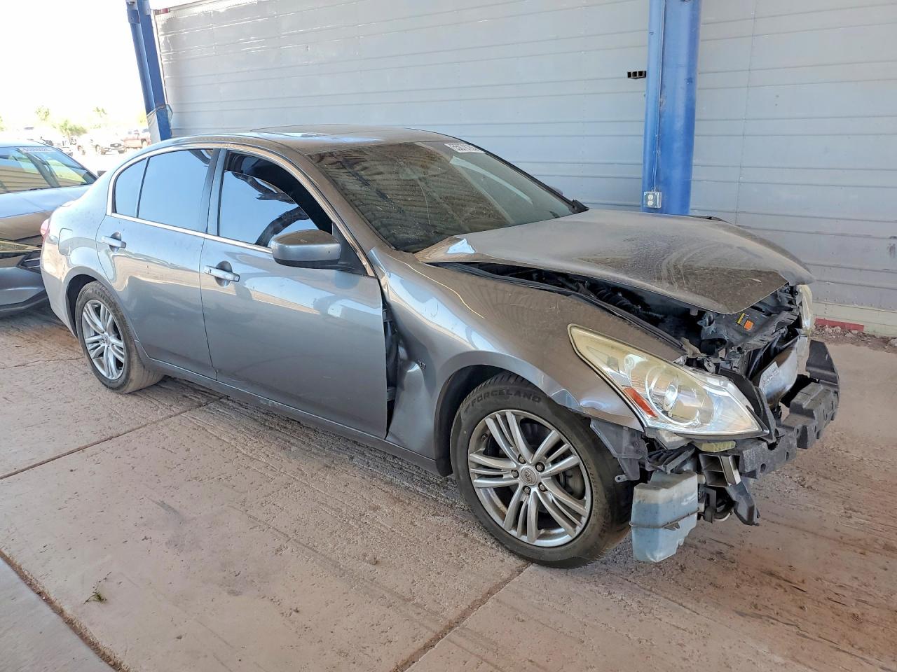 2015 Infiniti Q40, Base