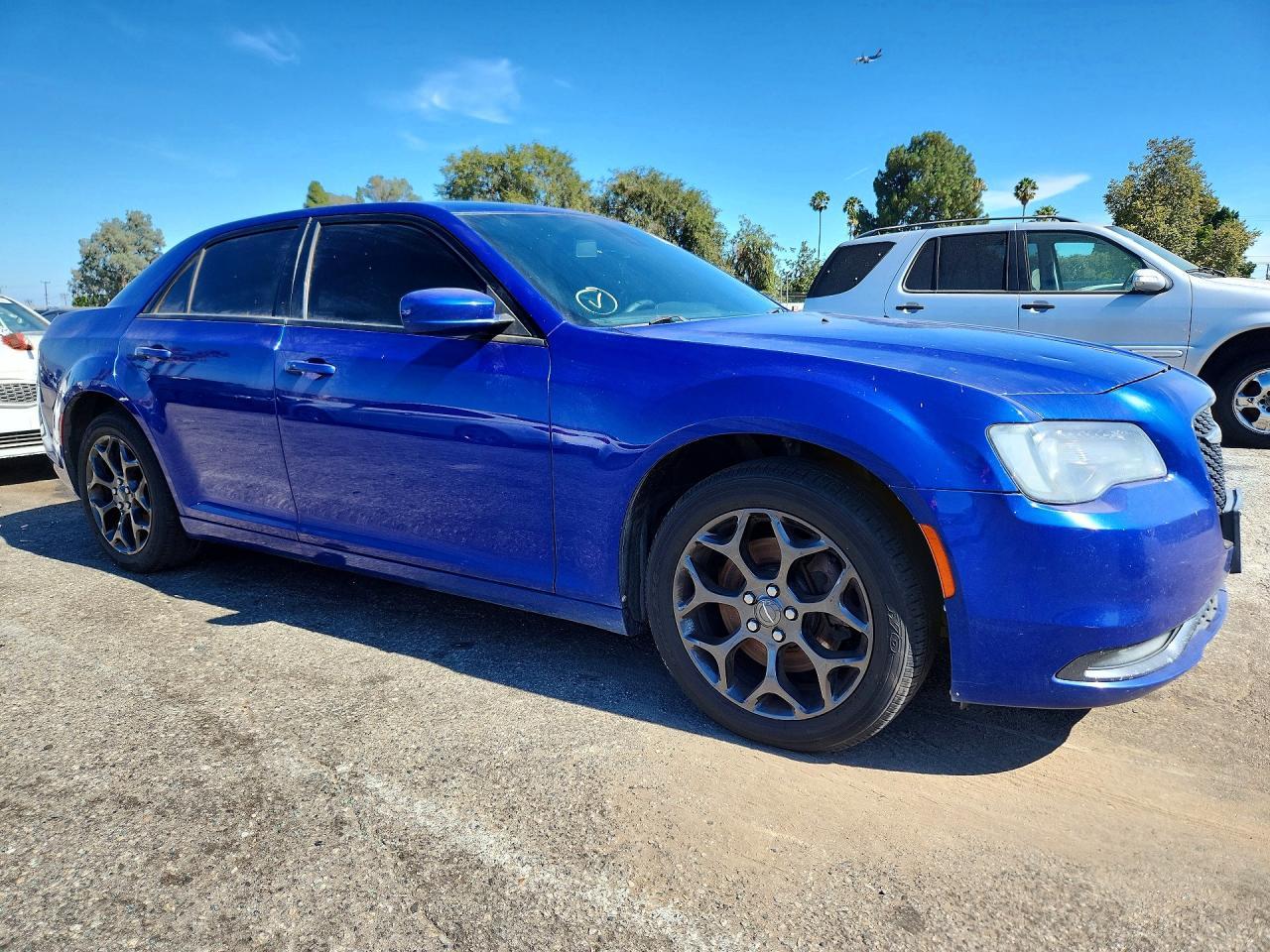 2019 Chrysler 300, S