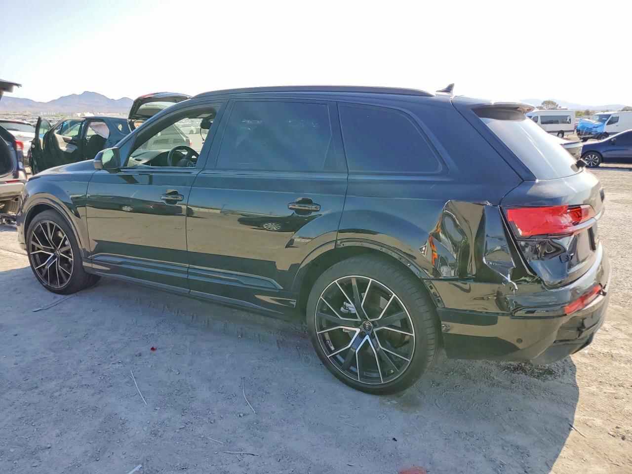 2022 Audi Q7, Prestige