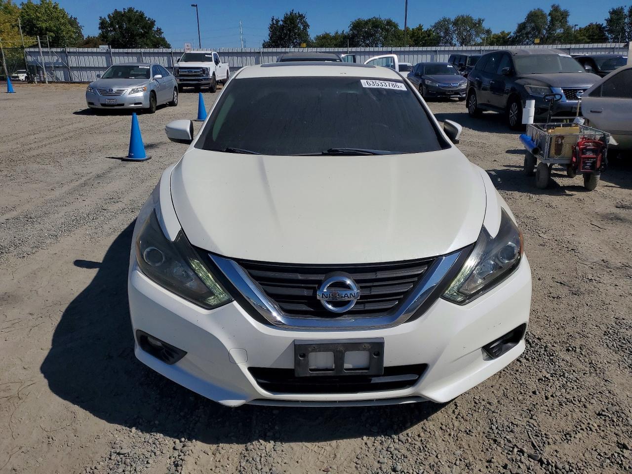 2017 Nissan Altima, 2.5 SL
