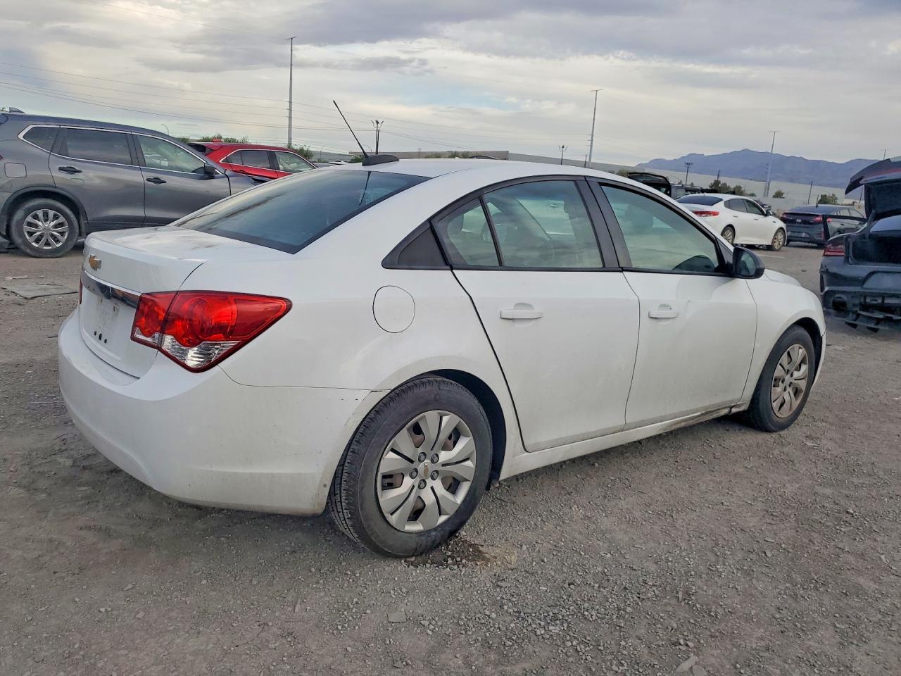 2016 Chevrolet Cruze, LS