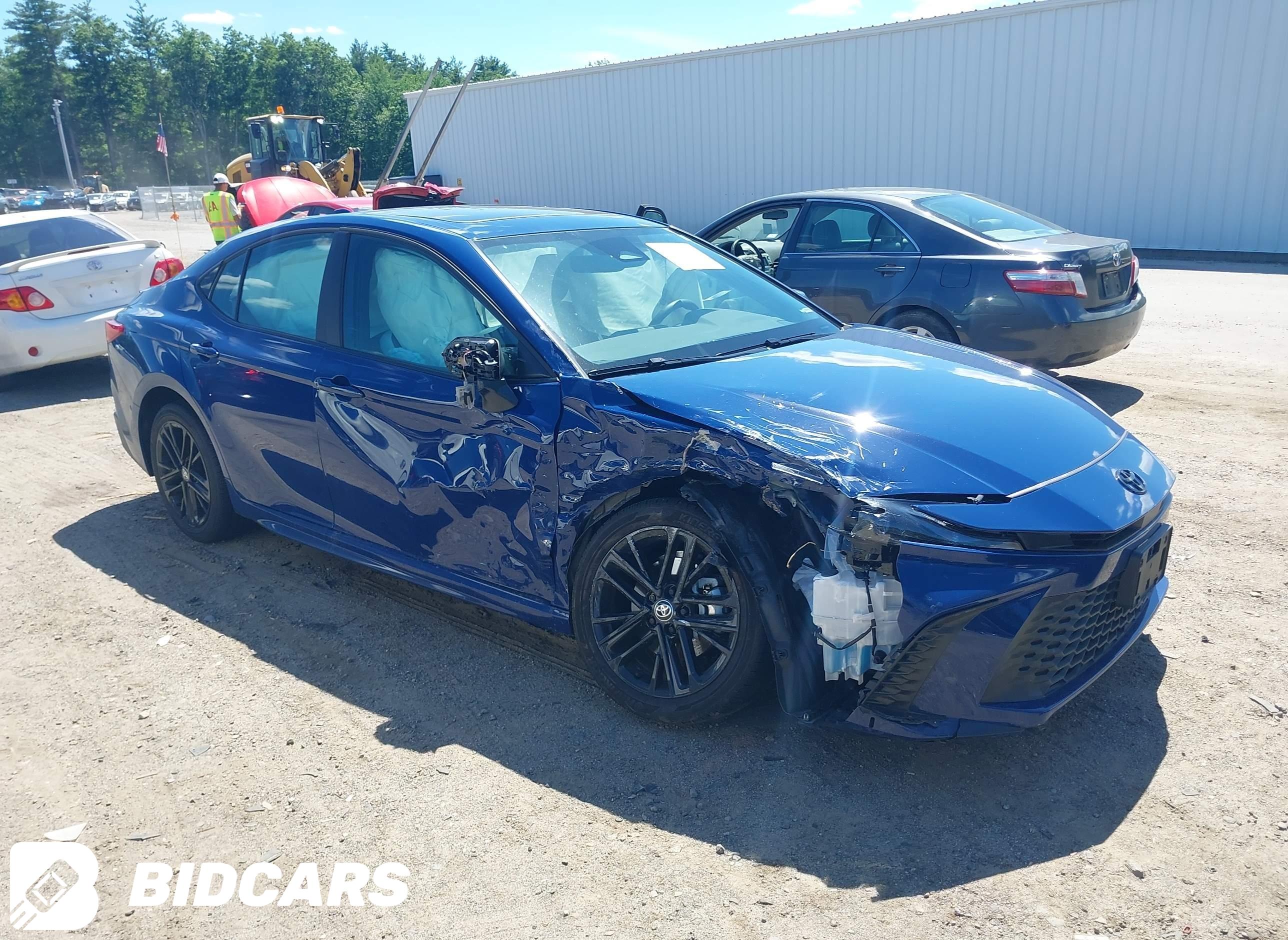 2026 Toyota Camry, SE