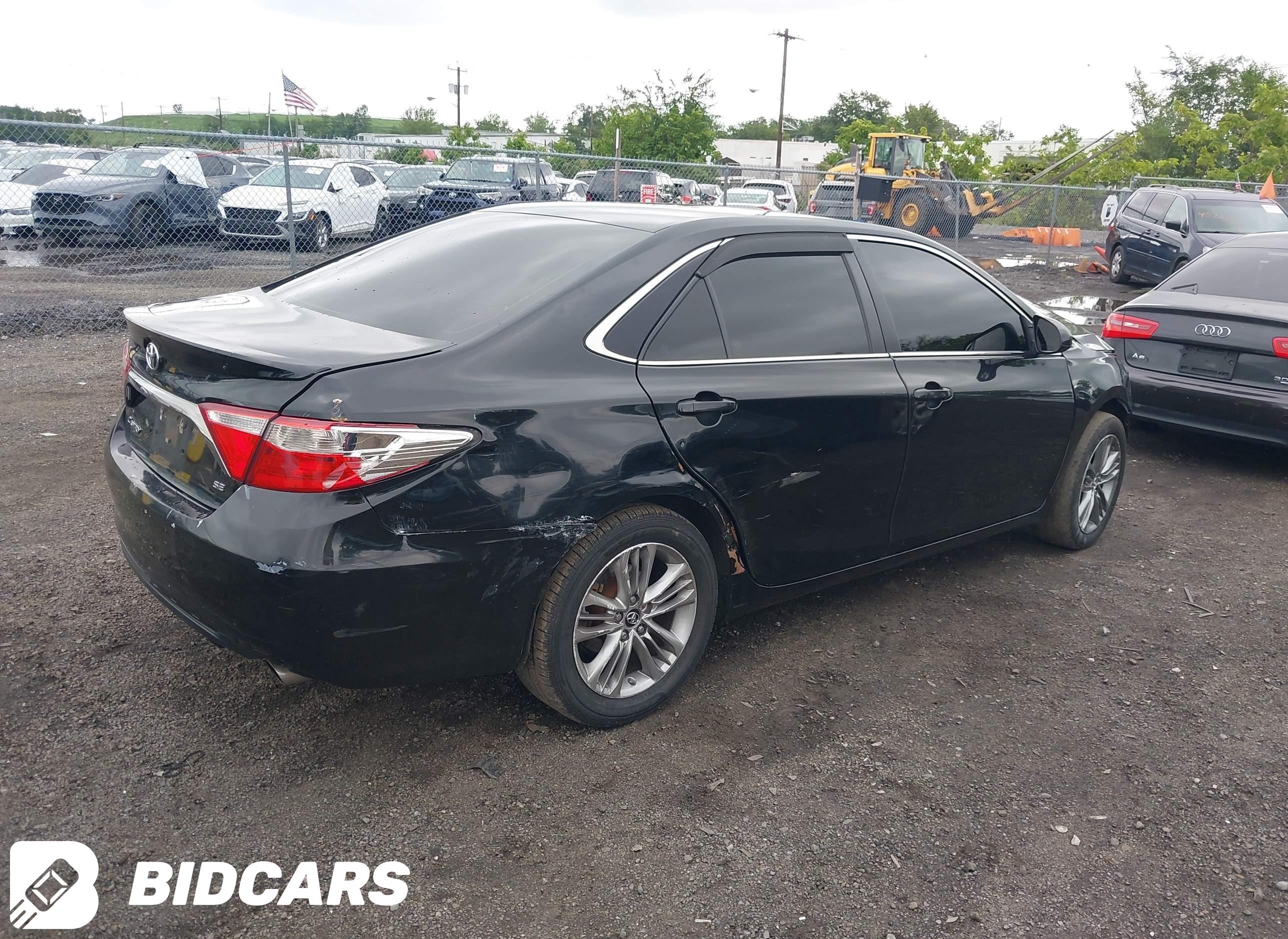 2015 Toyota Camry, SE