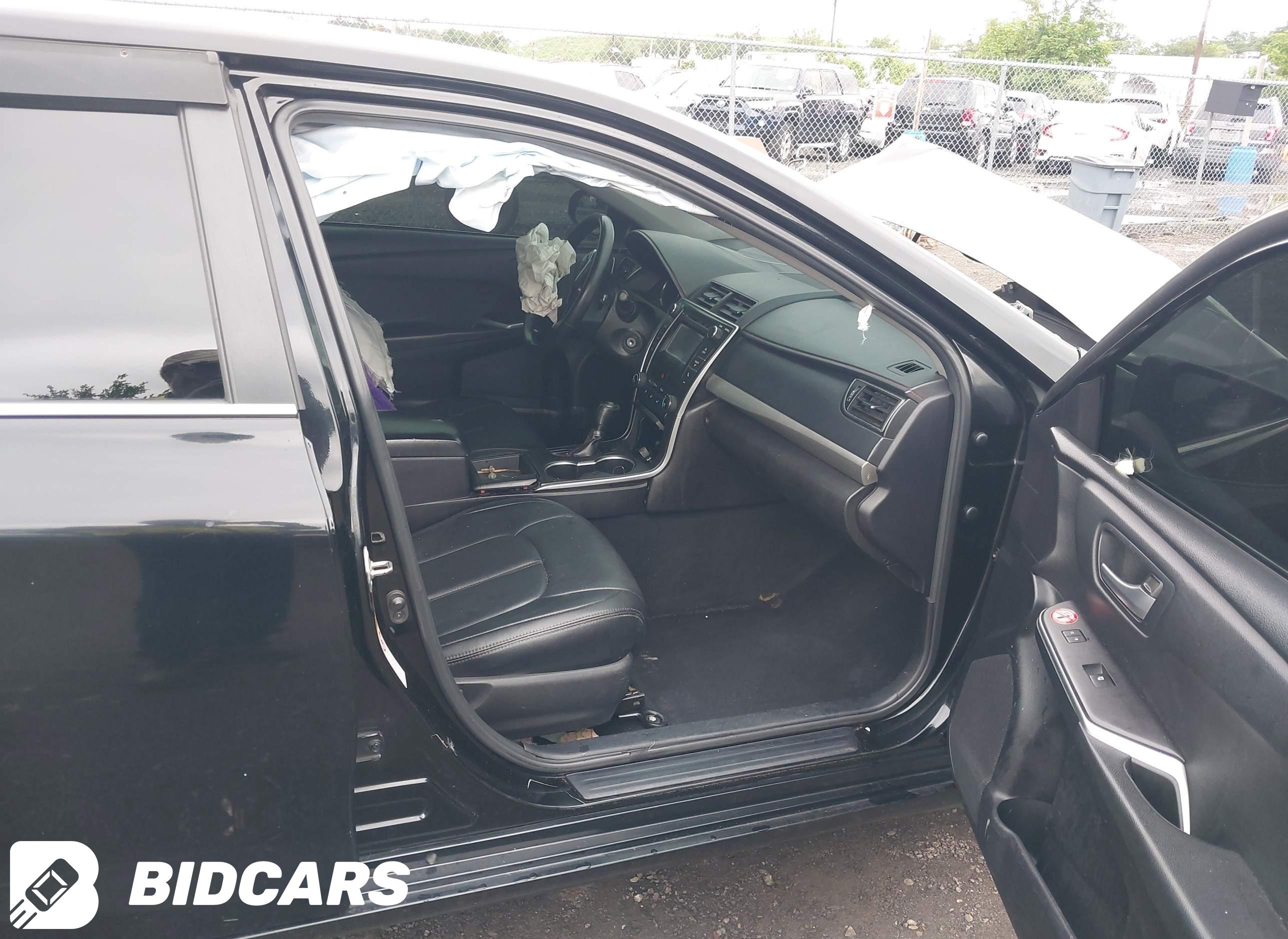 2015 Toyota Camry, SE