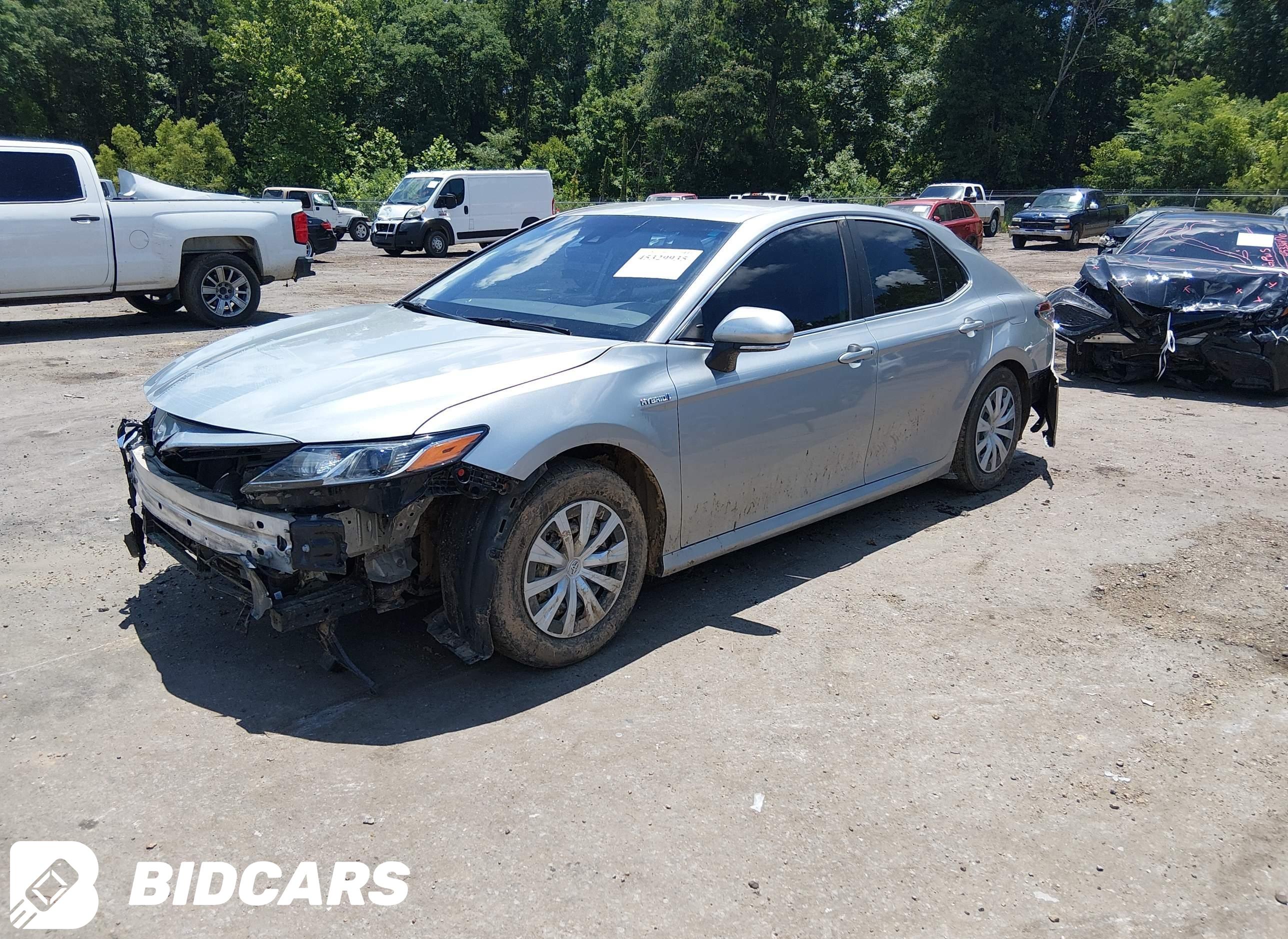2021 Toyota Camry, Le Hybrid