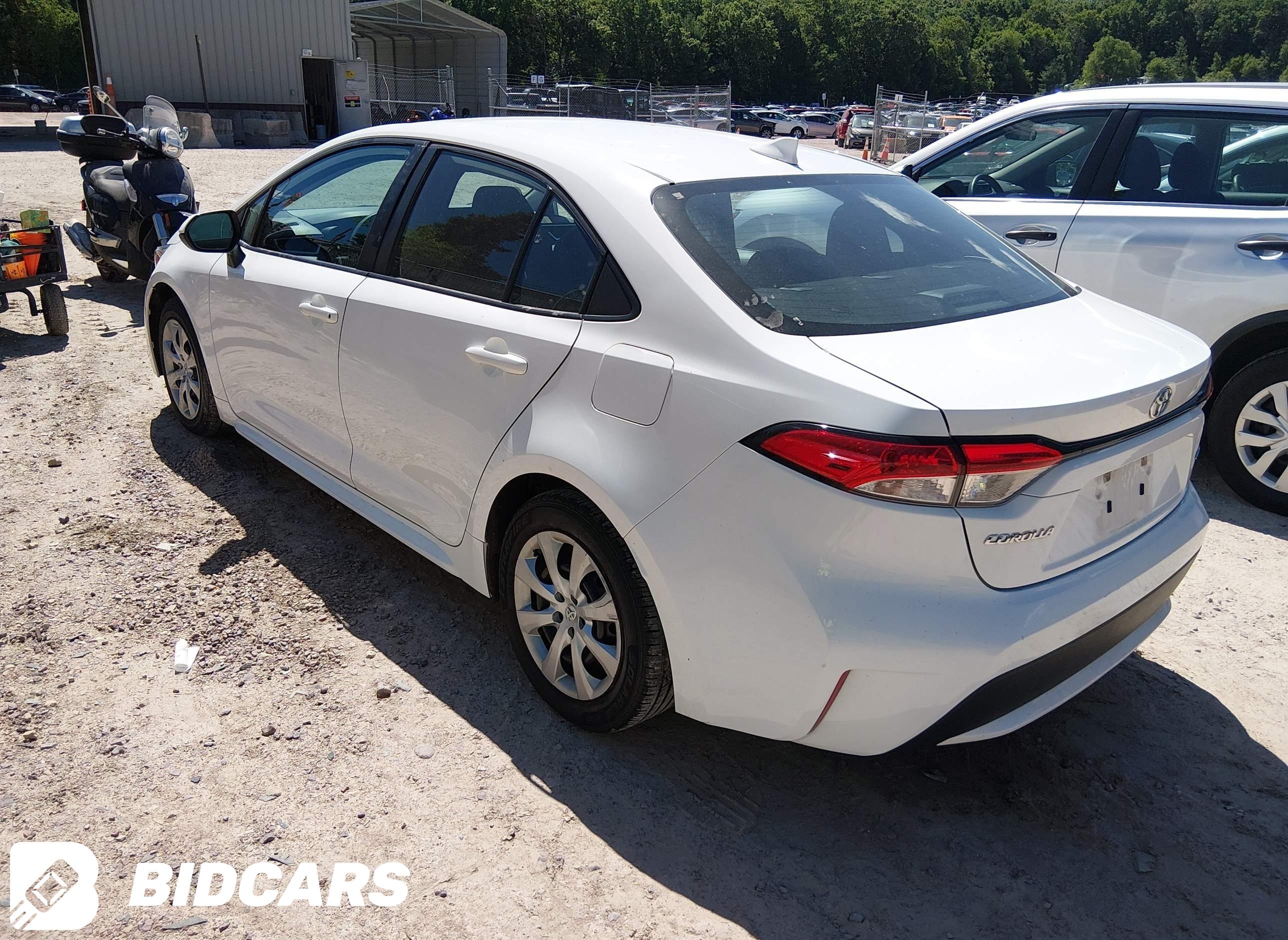 2022 Toyota Corolla, LE