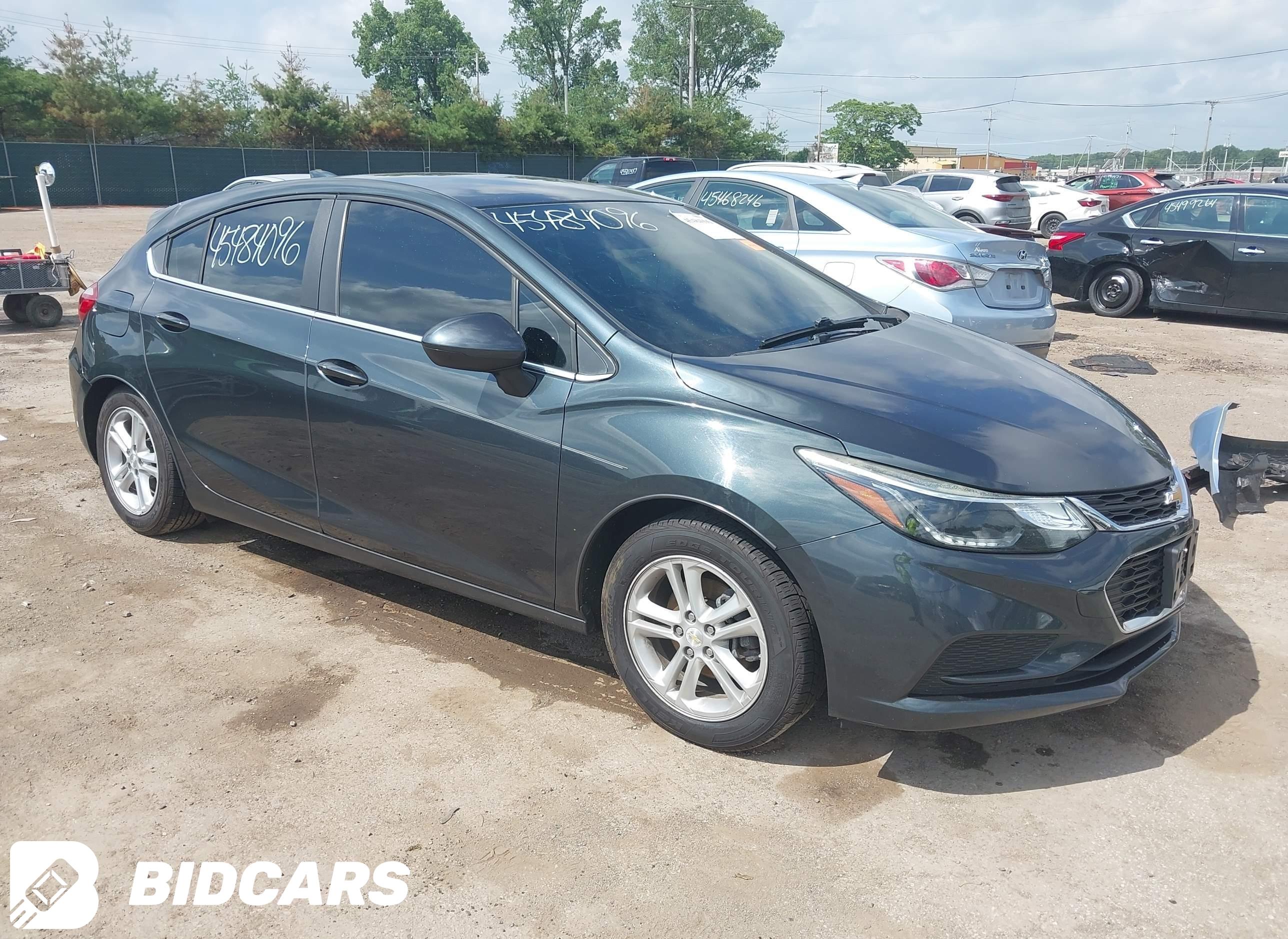 2017 Chevrolet Cruze, Lt Auto