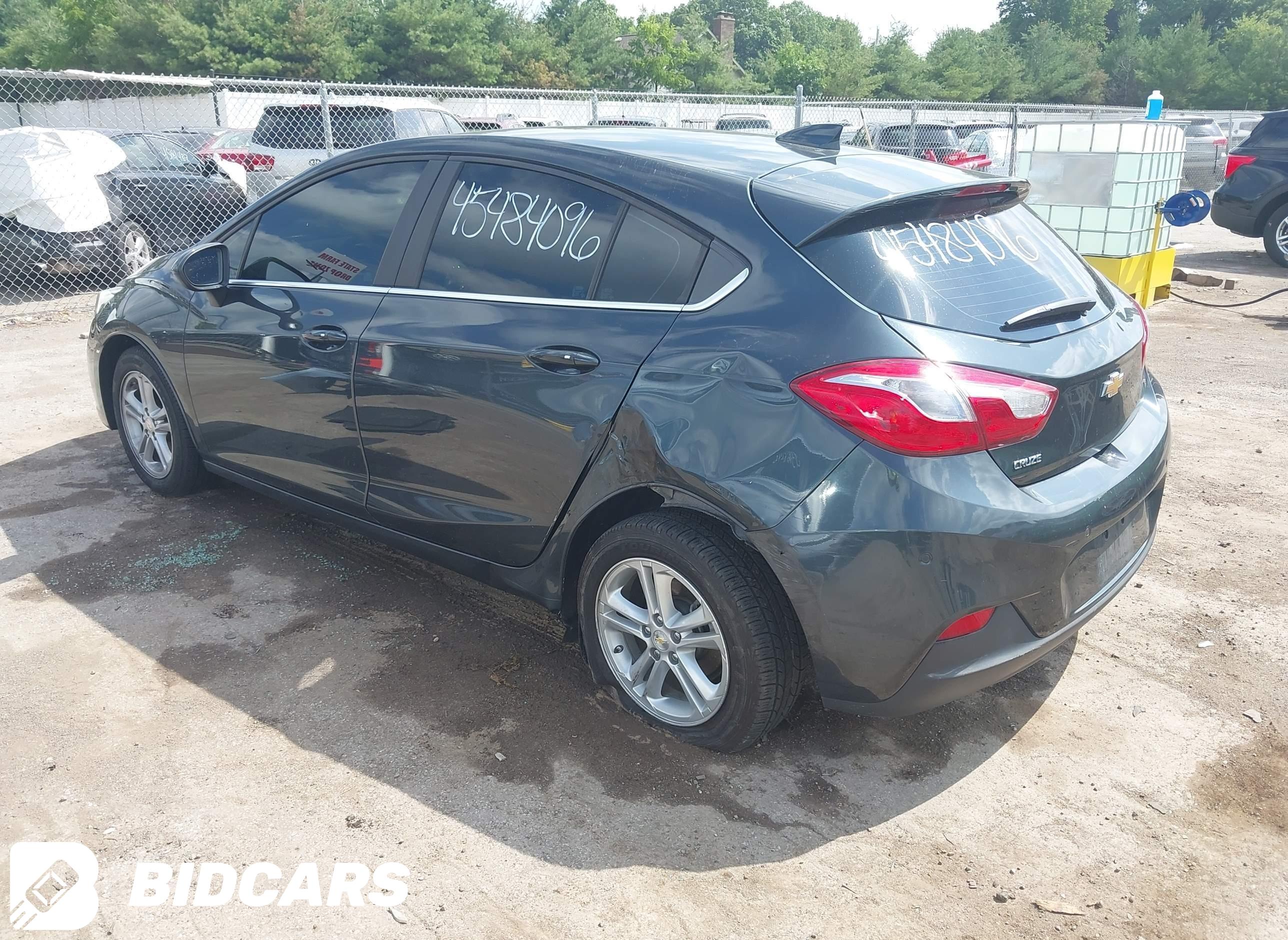 2017 Chevrolet Cruze, Lt Auto