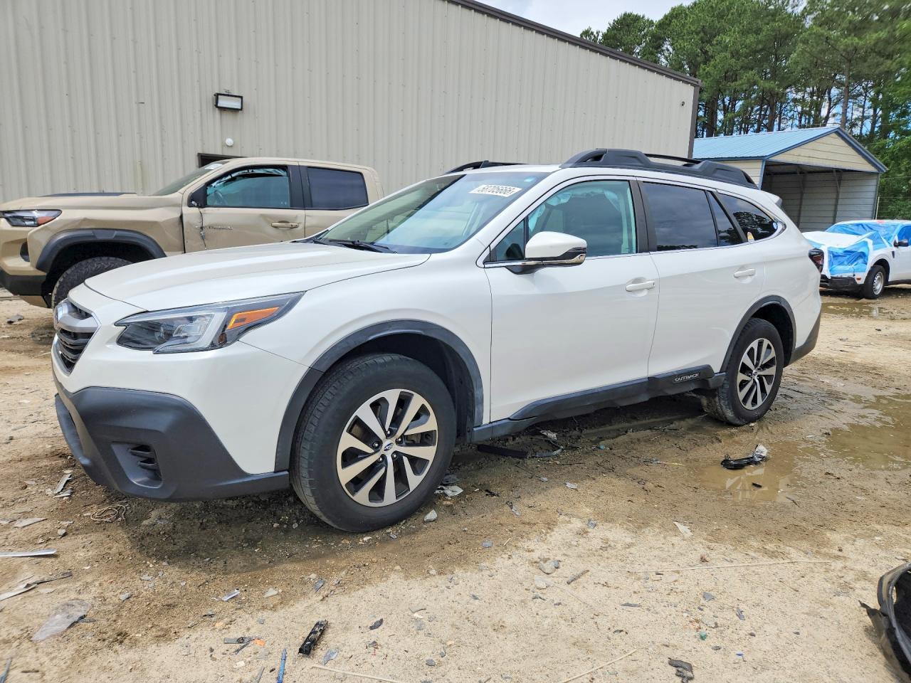 2020 Subaru Outback, Premium