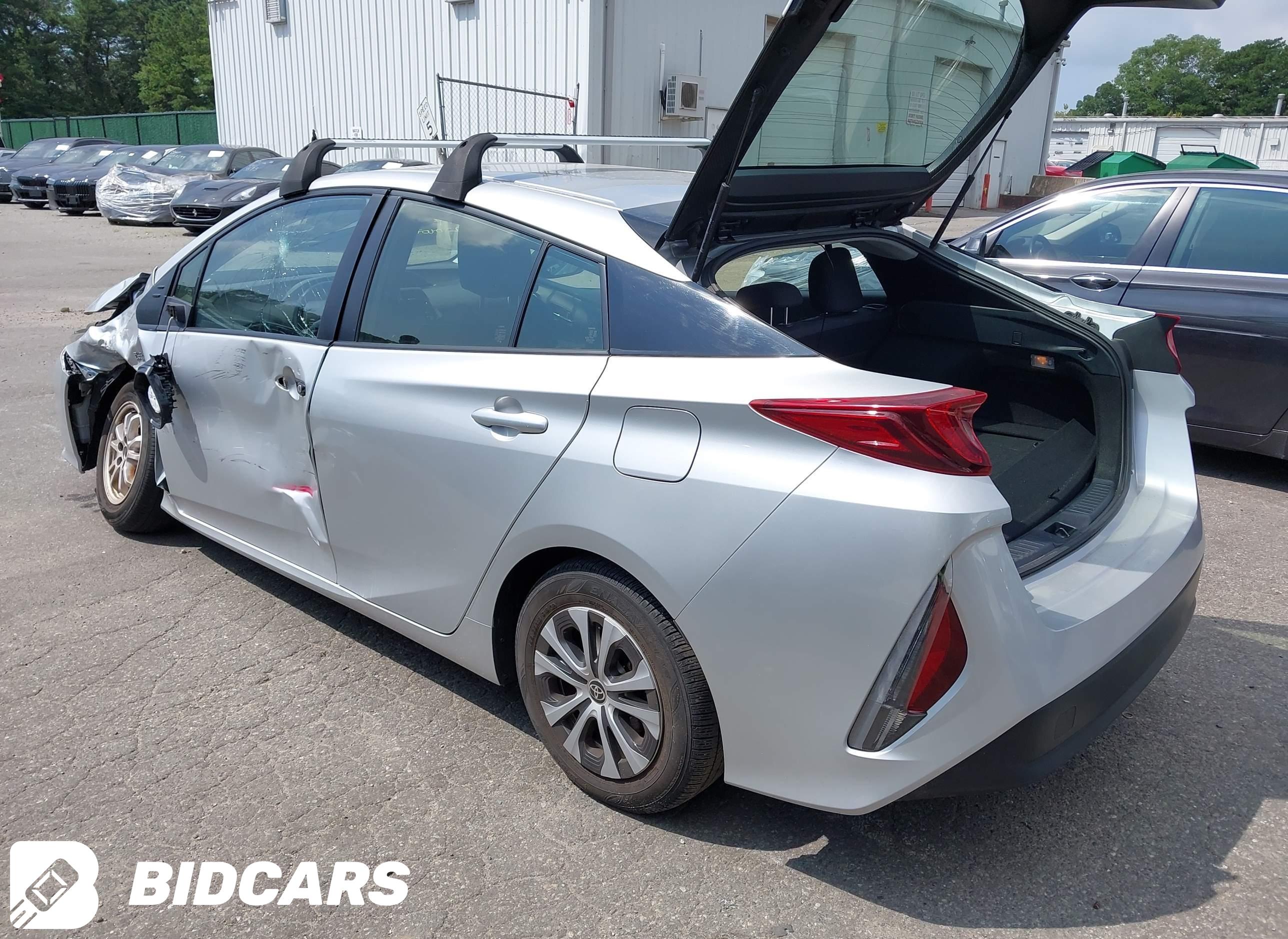 2022 Toyota Prius, Prime LE