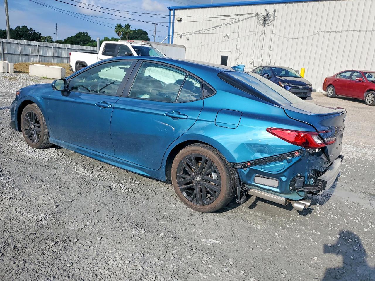 2026 Toyota Camry, SE