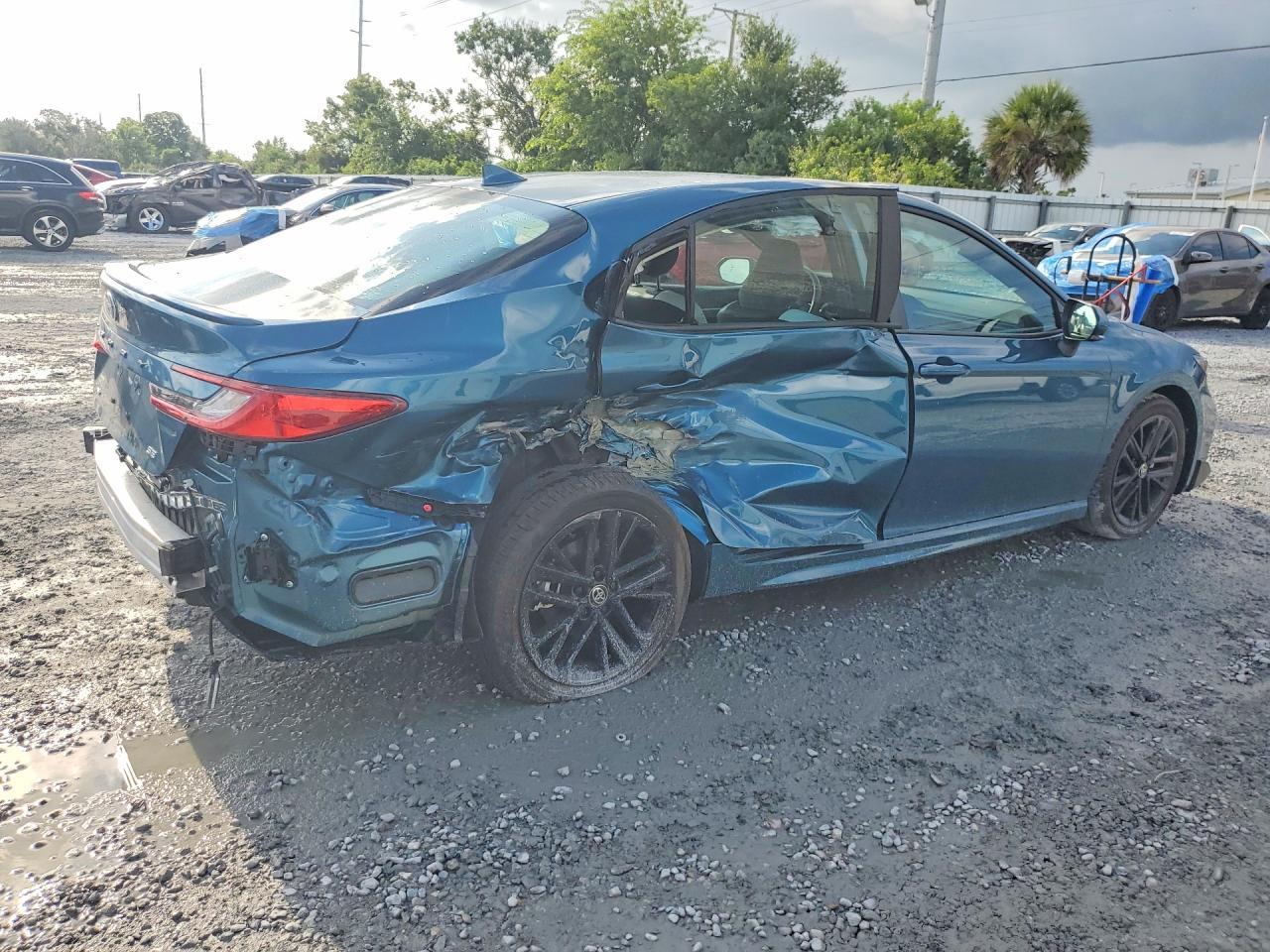 2026 Toyota Camry, SE