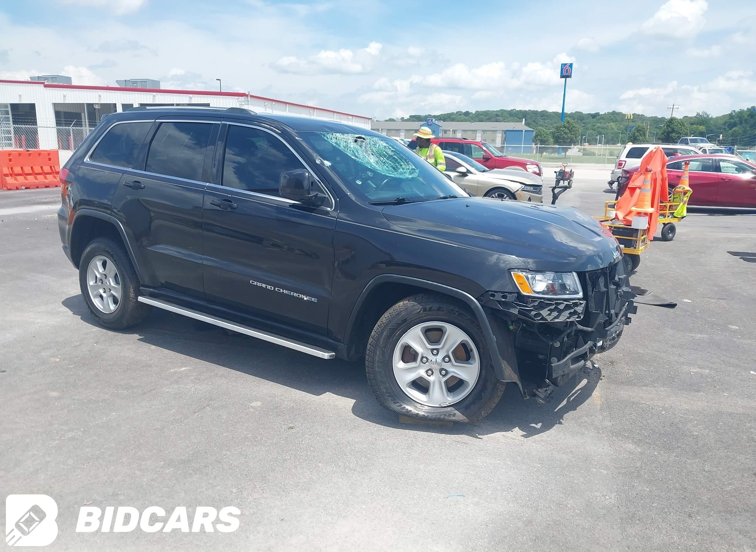 2016 Jeep Grand Cherokee, Laredo