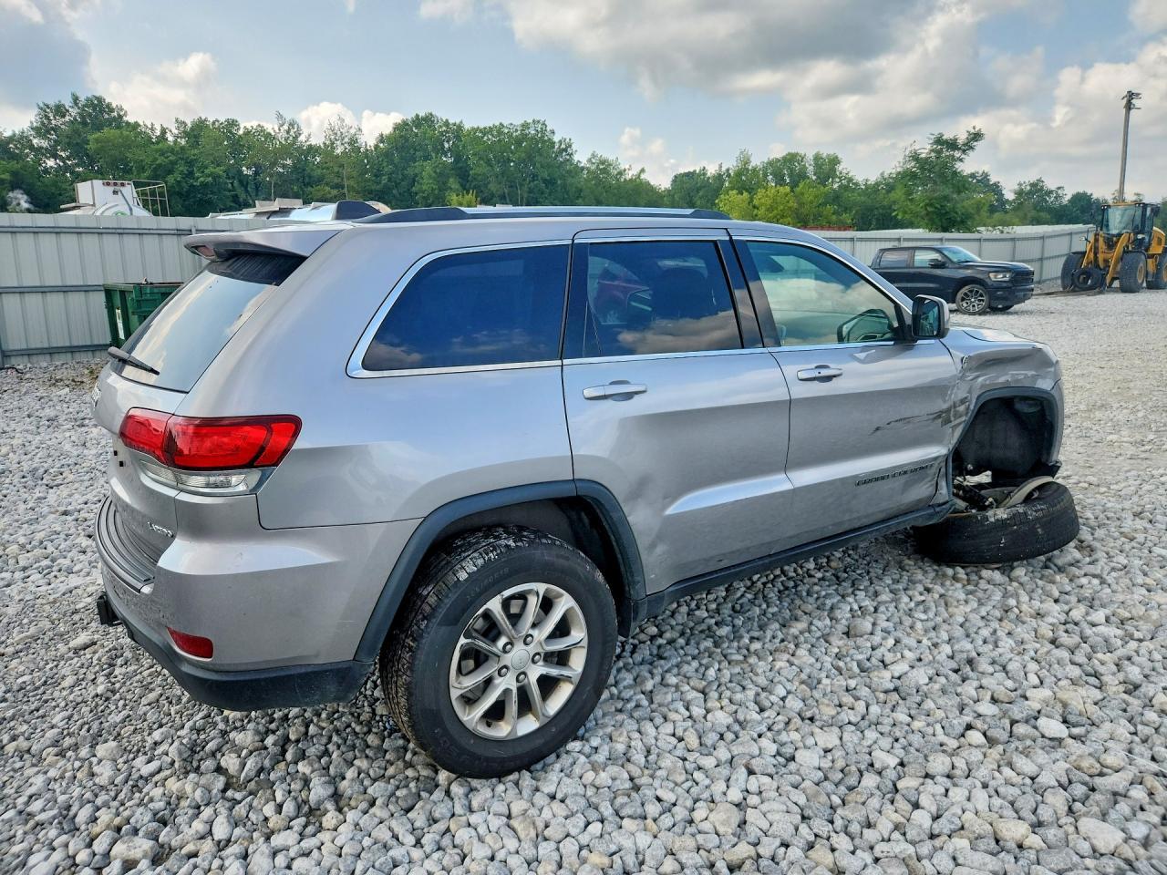 2021 Jeep Grand Cherokee, Laredo