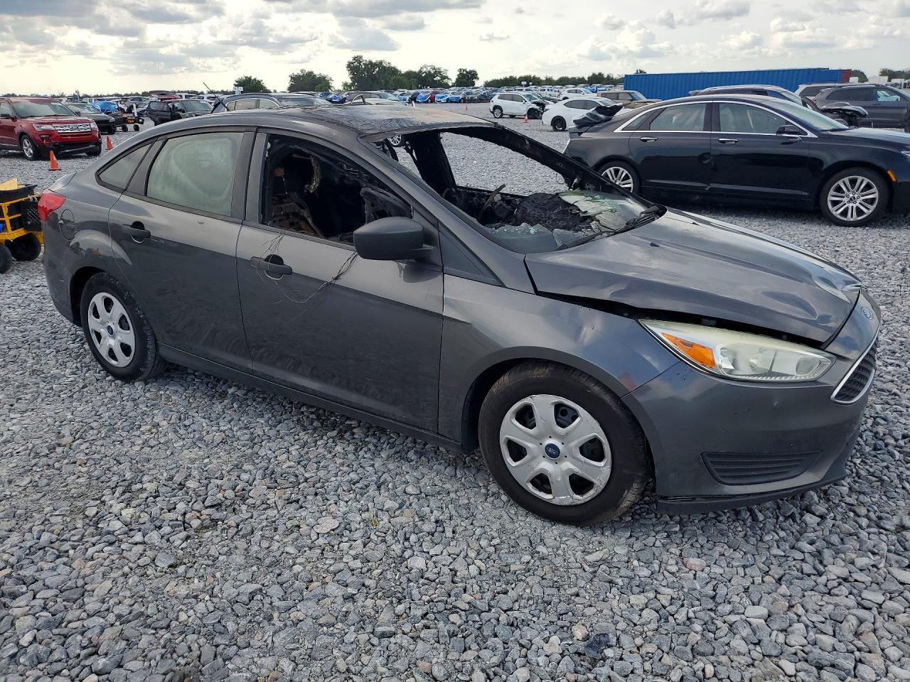 2015 Ford Focus, S