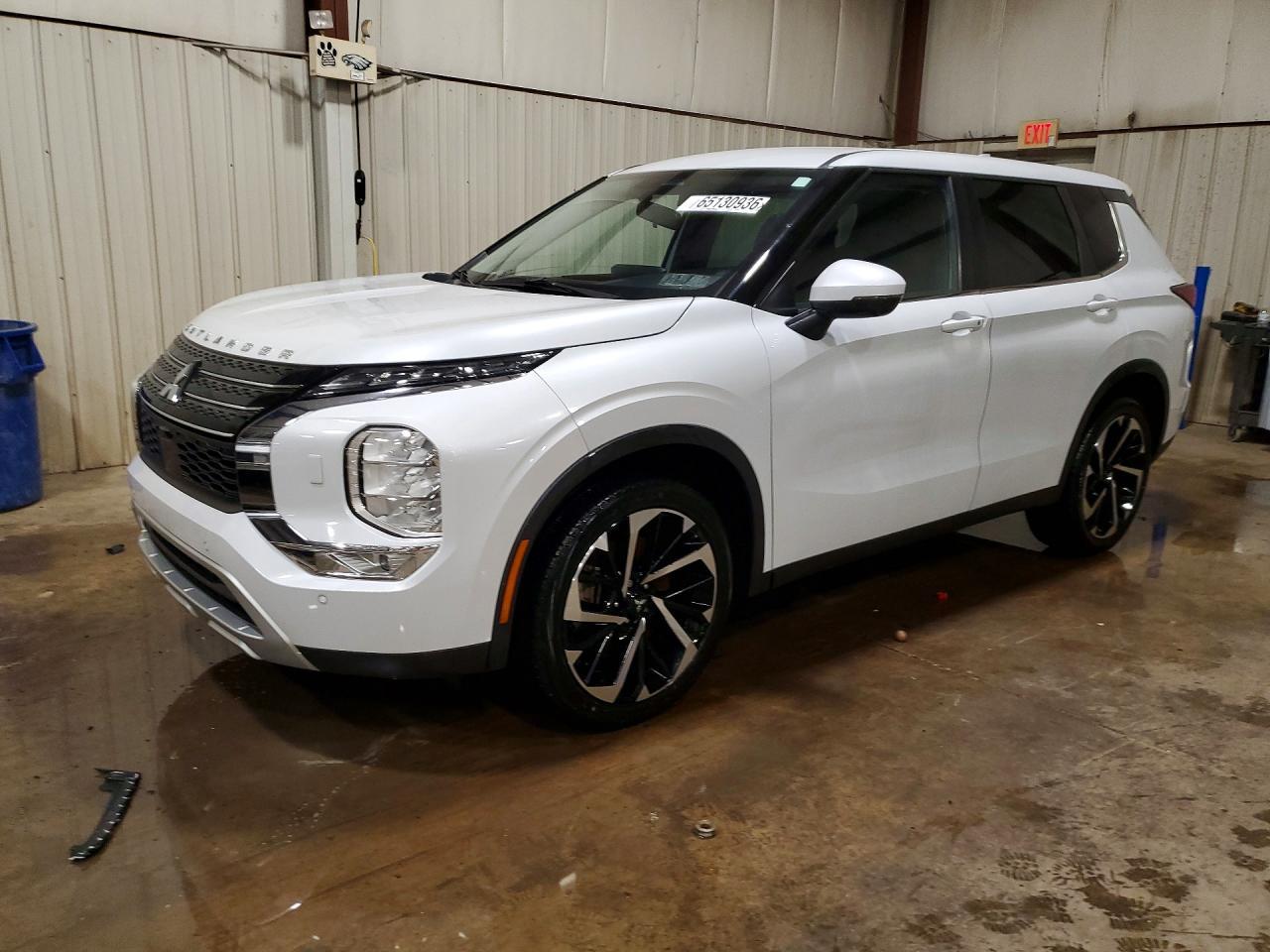 2022 Mitsubishi Outlander, SE