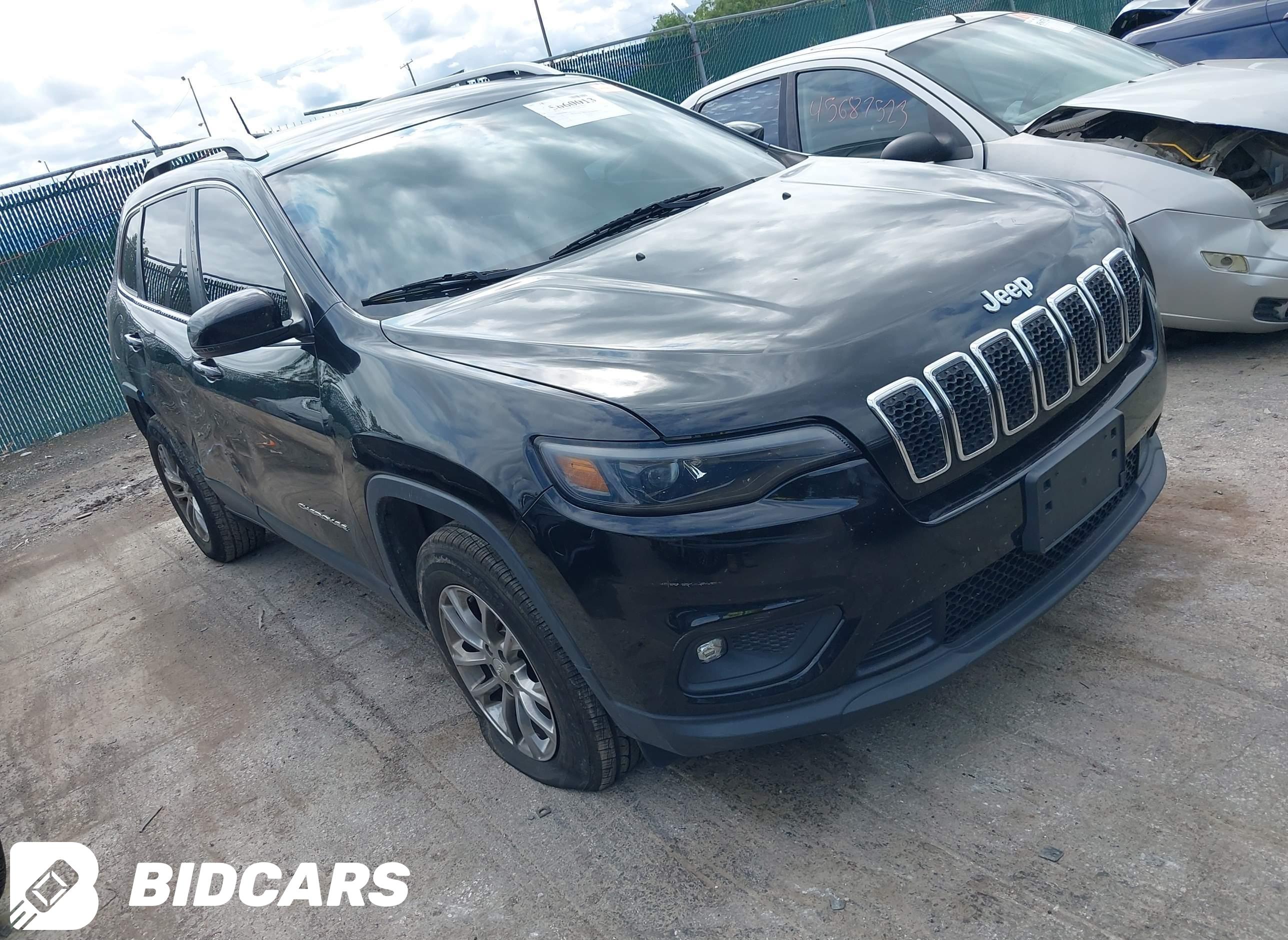 2019 Jeep Cherokee, Latitude...