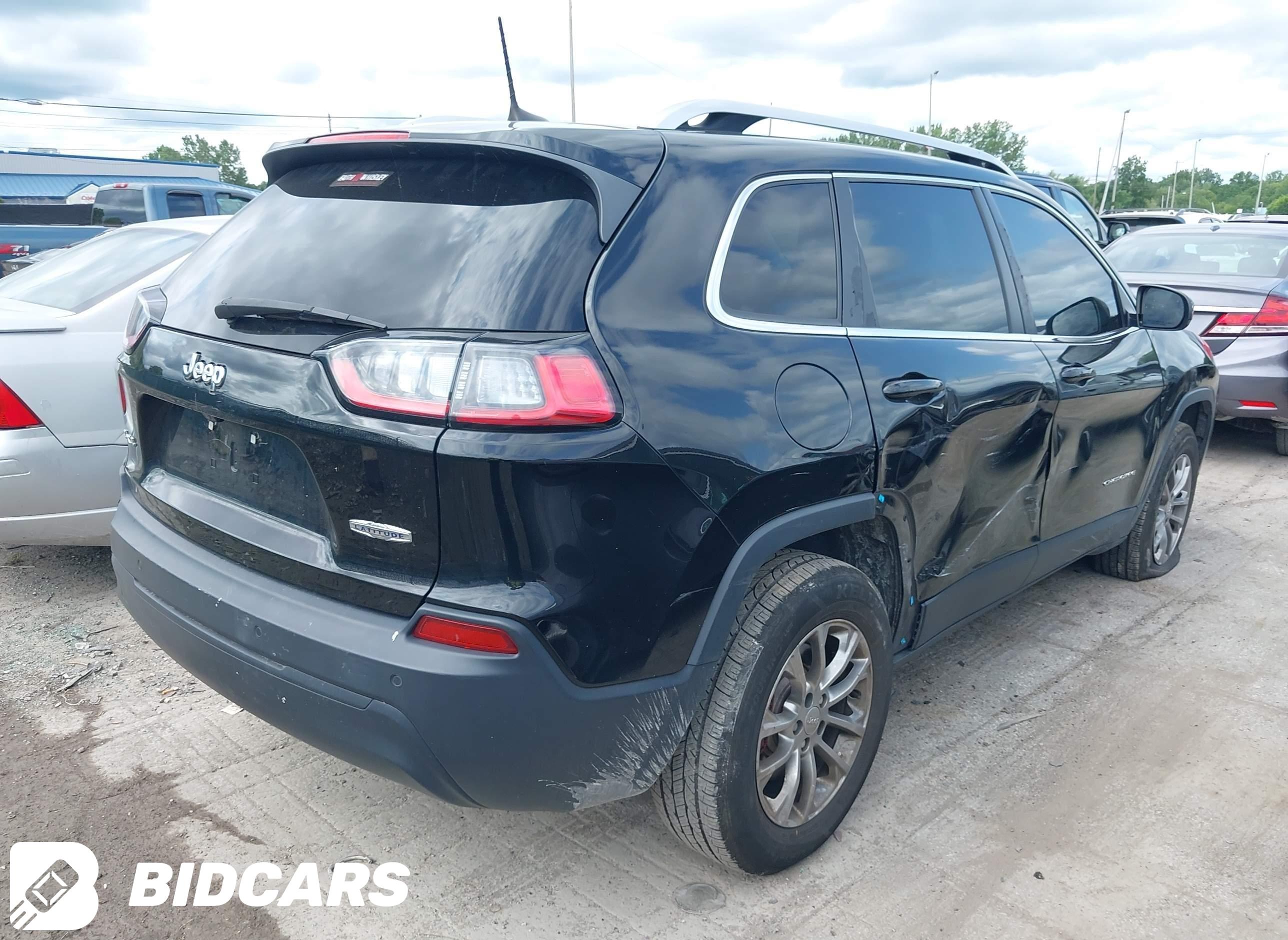 2019 Jeep Cherokee, Latitude...