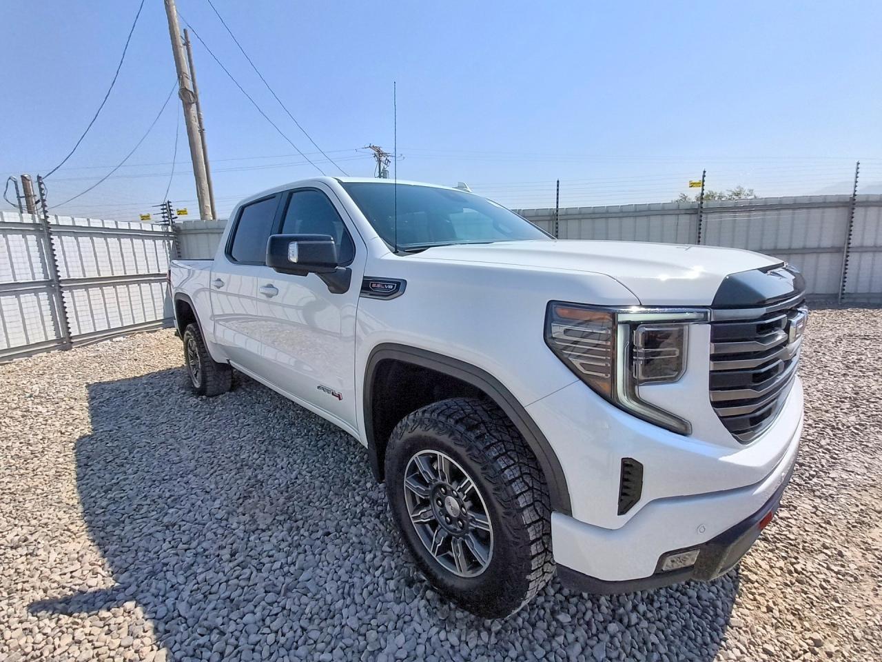 2026 GMC Sierra, K1500 At4