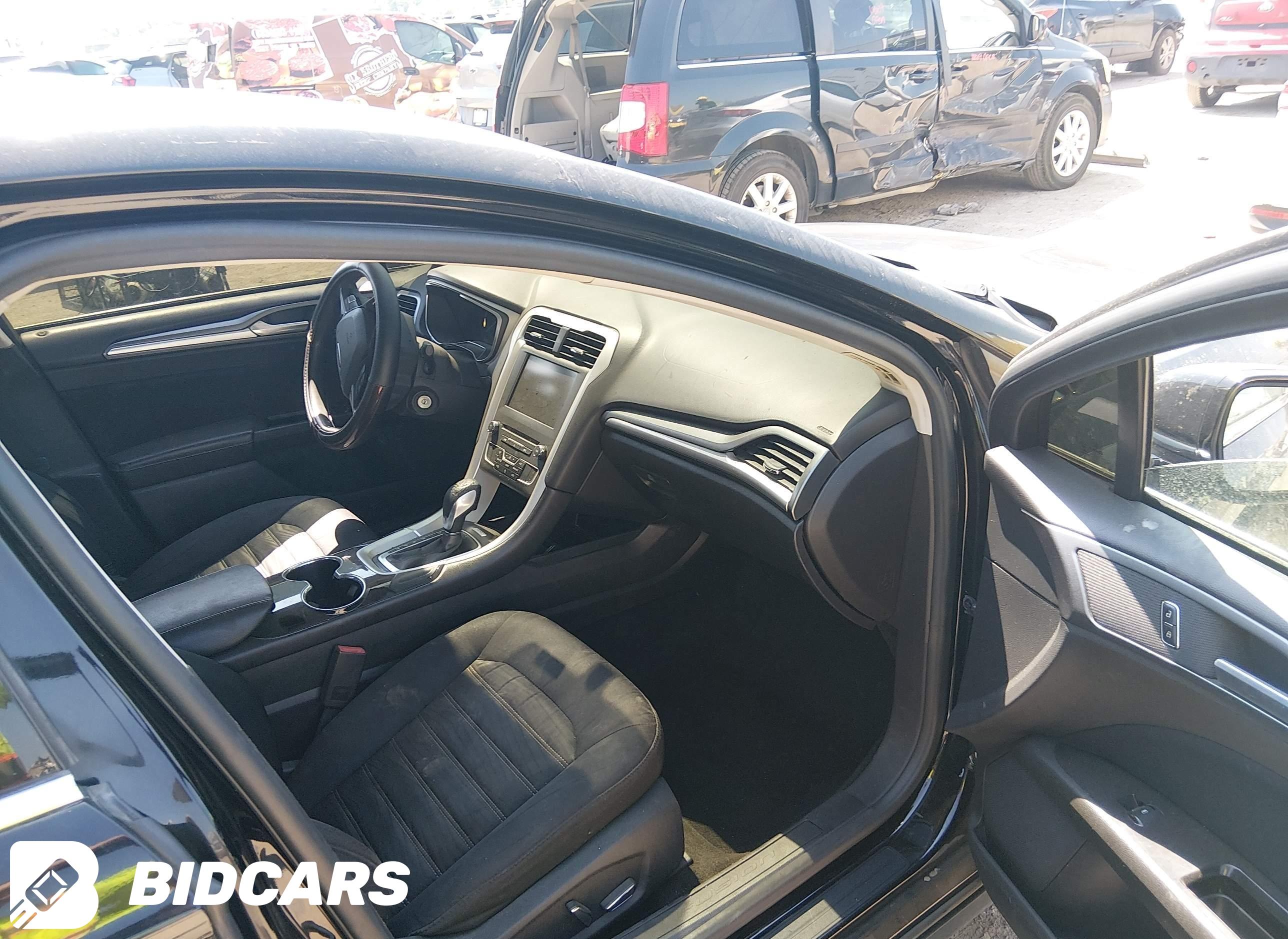 2016 Ford Fusion, SE