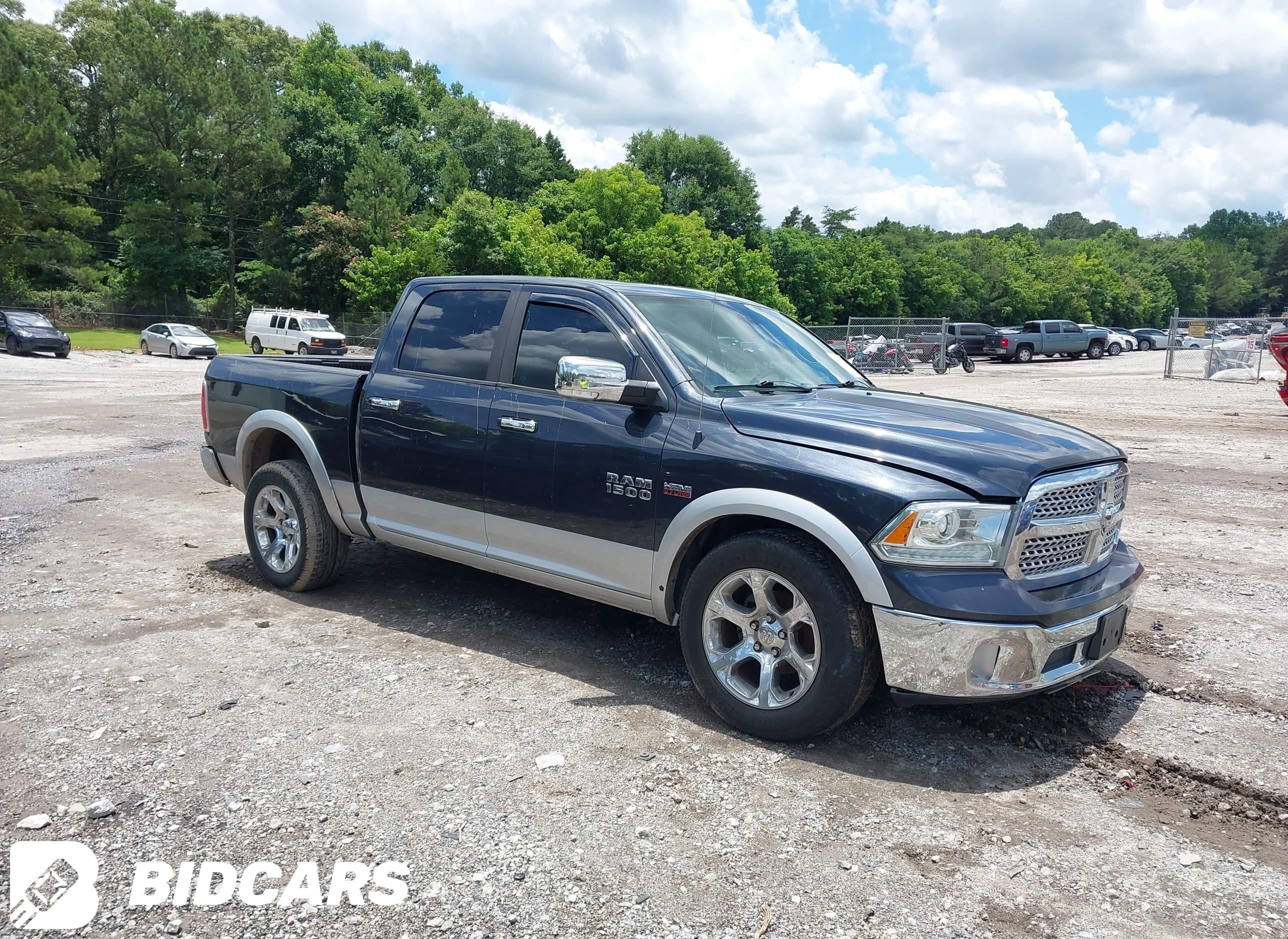 2016 RAM 1500, Laramie