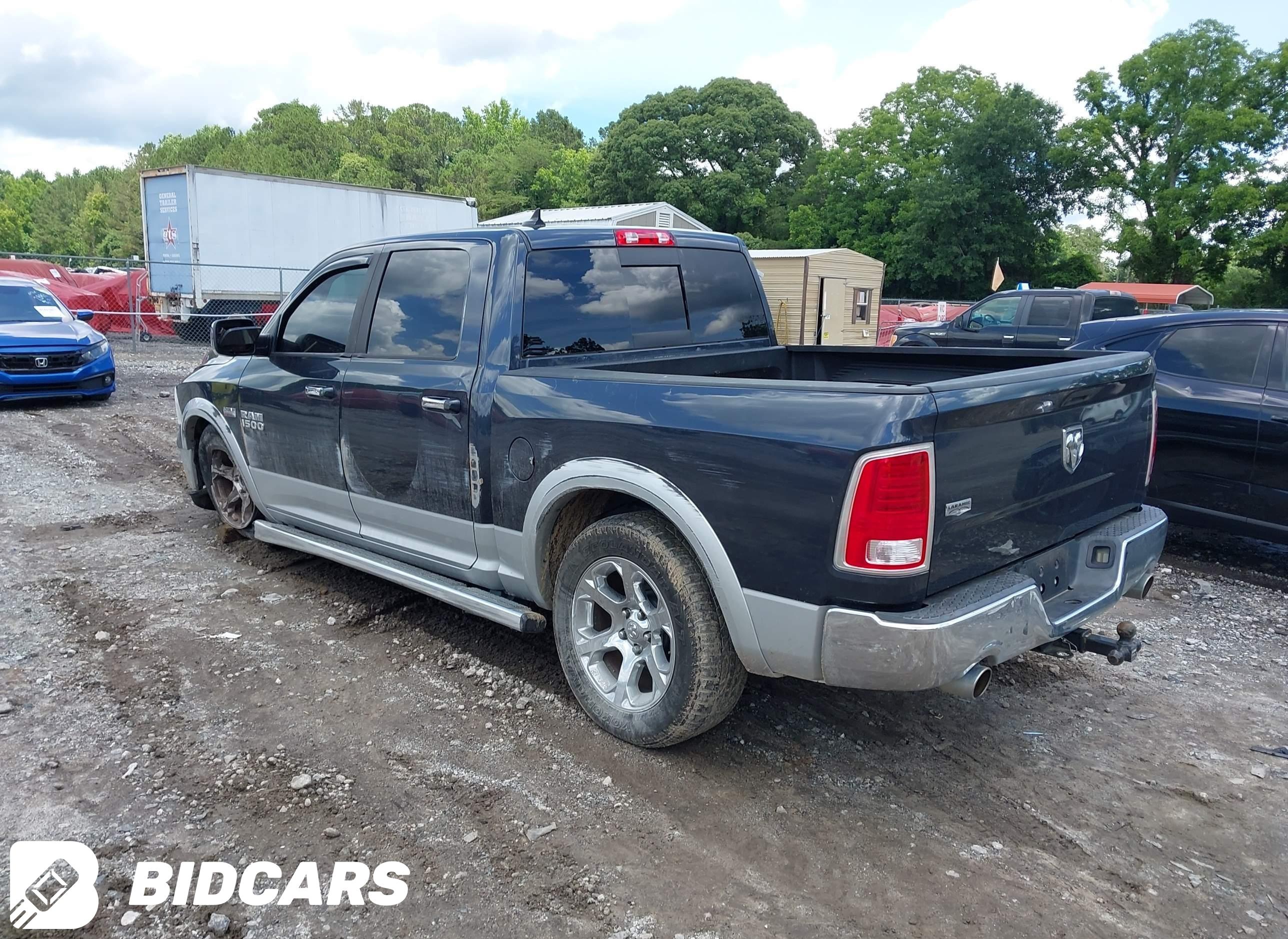 2016 RAM 1500, Laramie